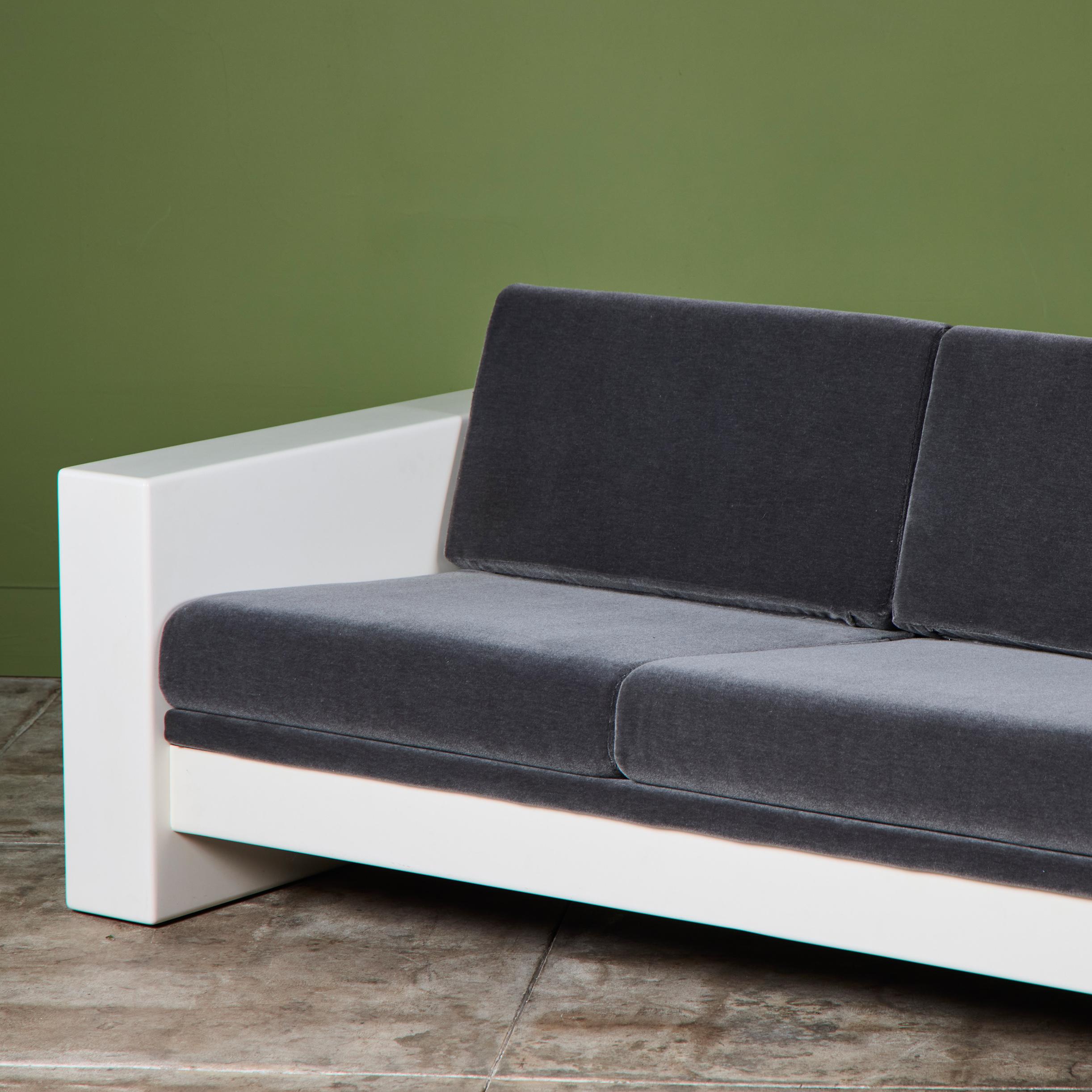 Jules Heumann Sofa für Metropolitan Furniture im Angebot 6