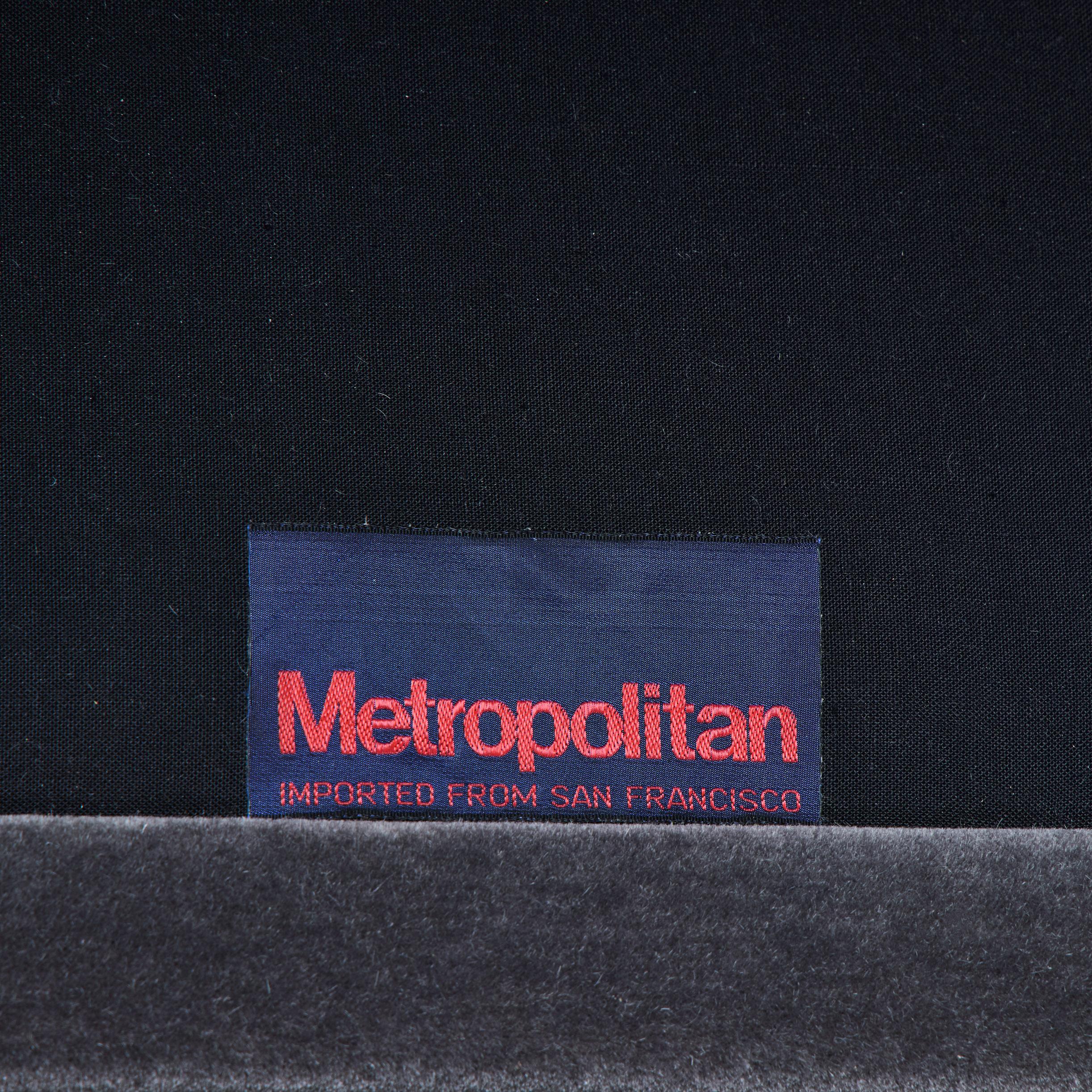 Jules Heumann Sofa für Metropolitan Furniture im Angebot 11