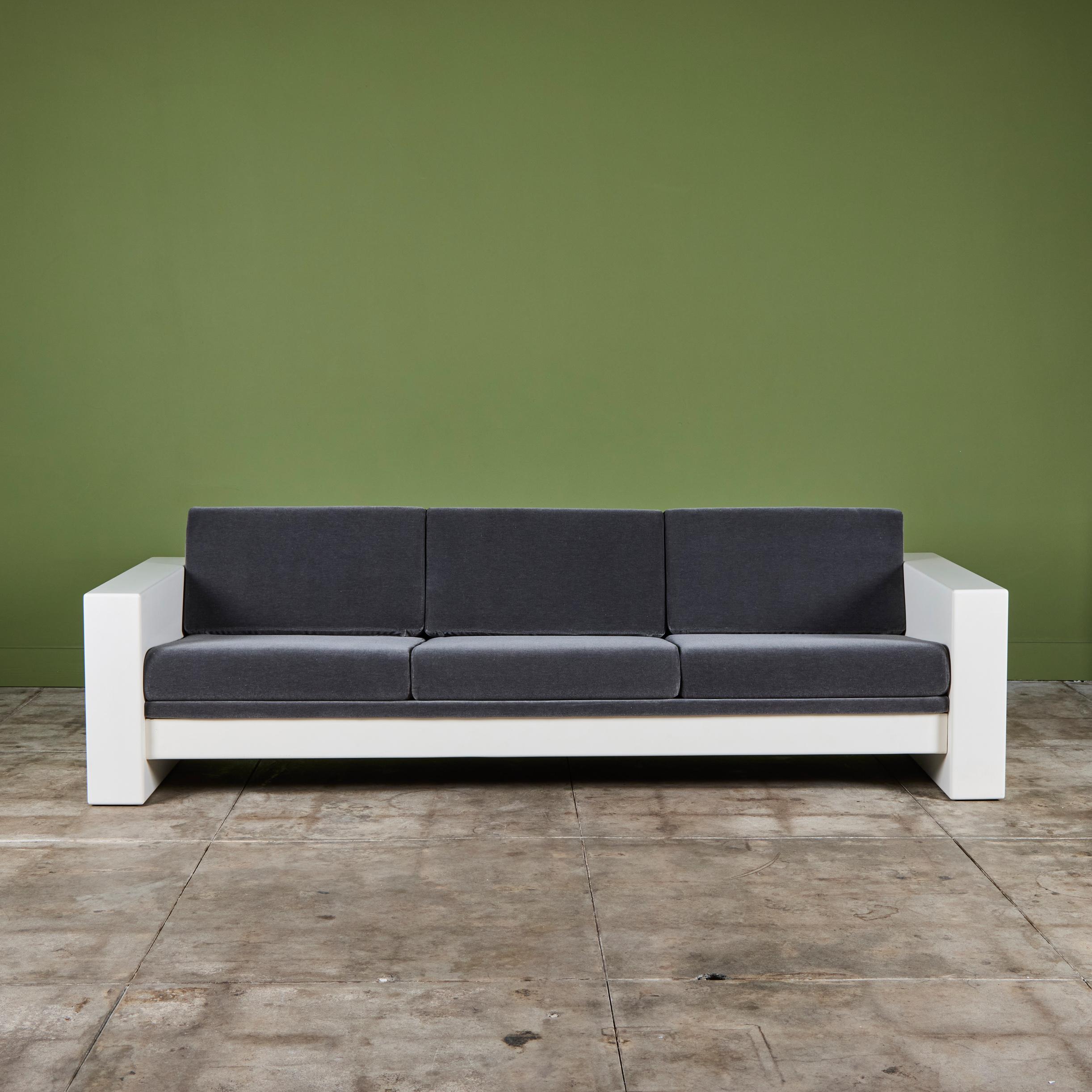 Jules Heumann Sofa für Metropolitan Furniture (amerikanisch) im Angebot
