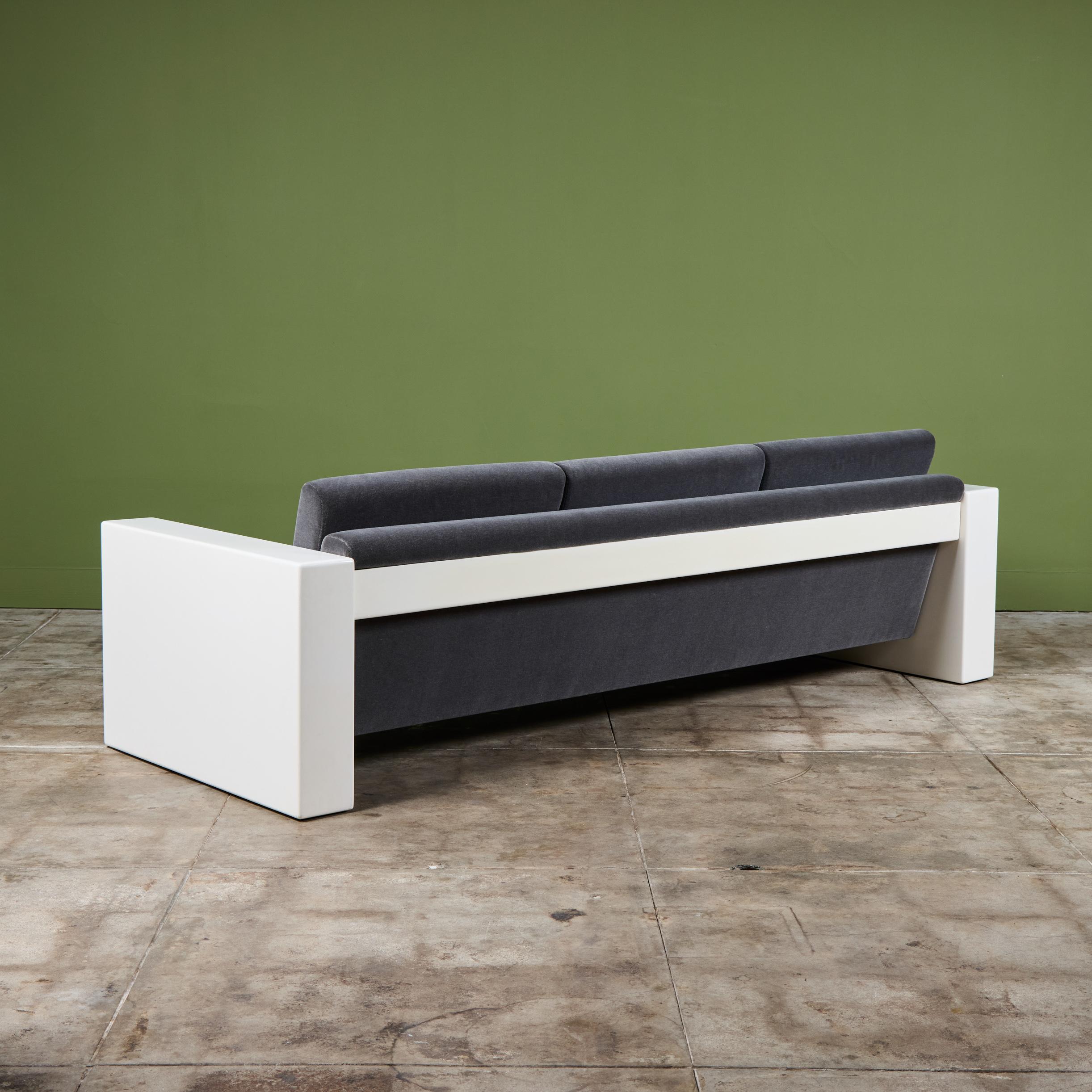 Jules Heumann Sofa für Metropolitan Furniture (Ende des 20. Jahrhunderts) im Angebot