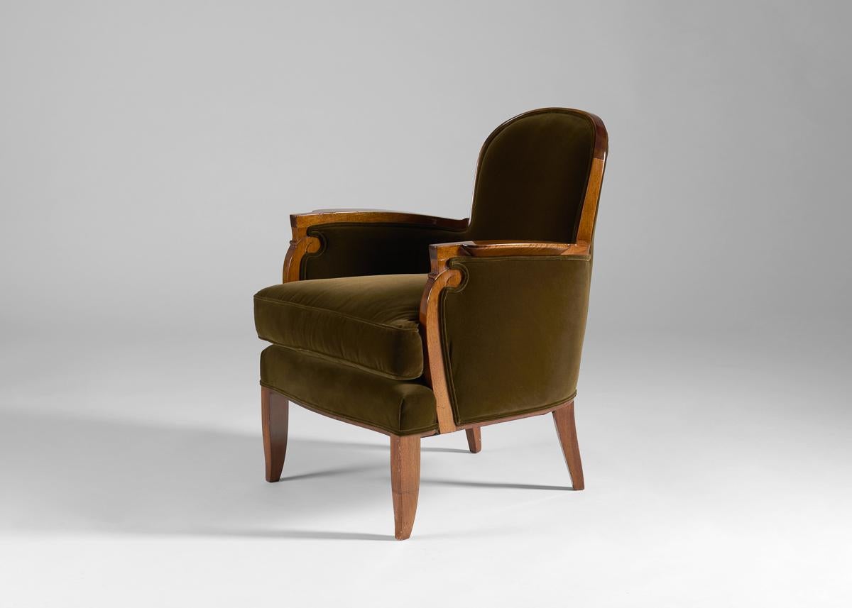 Jules Leleu, Art Deco Armchair, France, circa 1940 In Good Condition For Sale In New York, NY