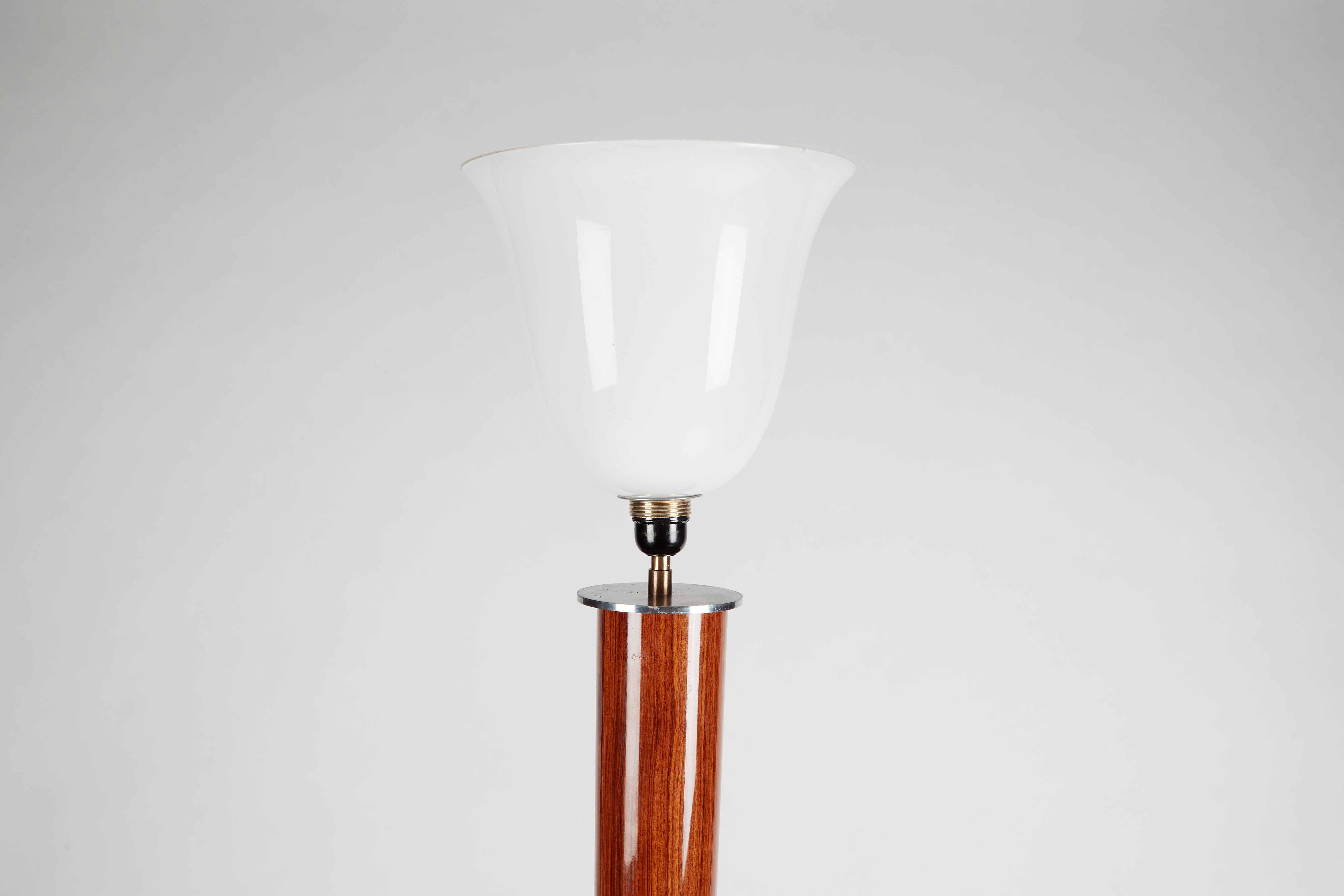 Jules Leleu, Art Deco Tripodal Floor Lamp, Walnut and Chrome, France, circa 1930 In Good Condition For Sale In New York, NY