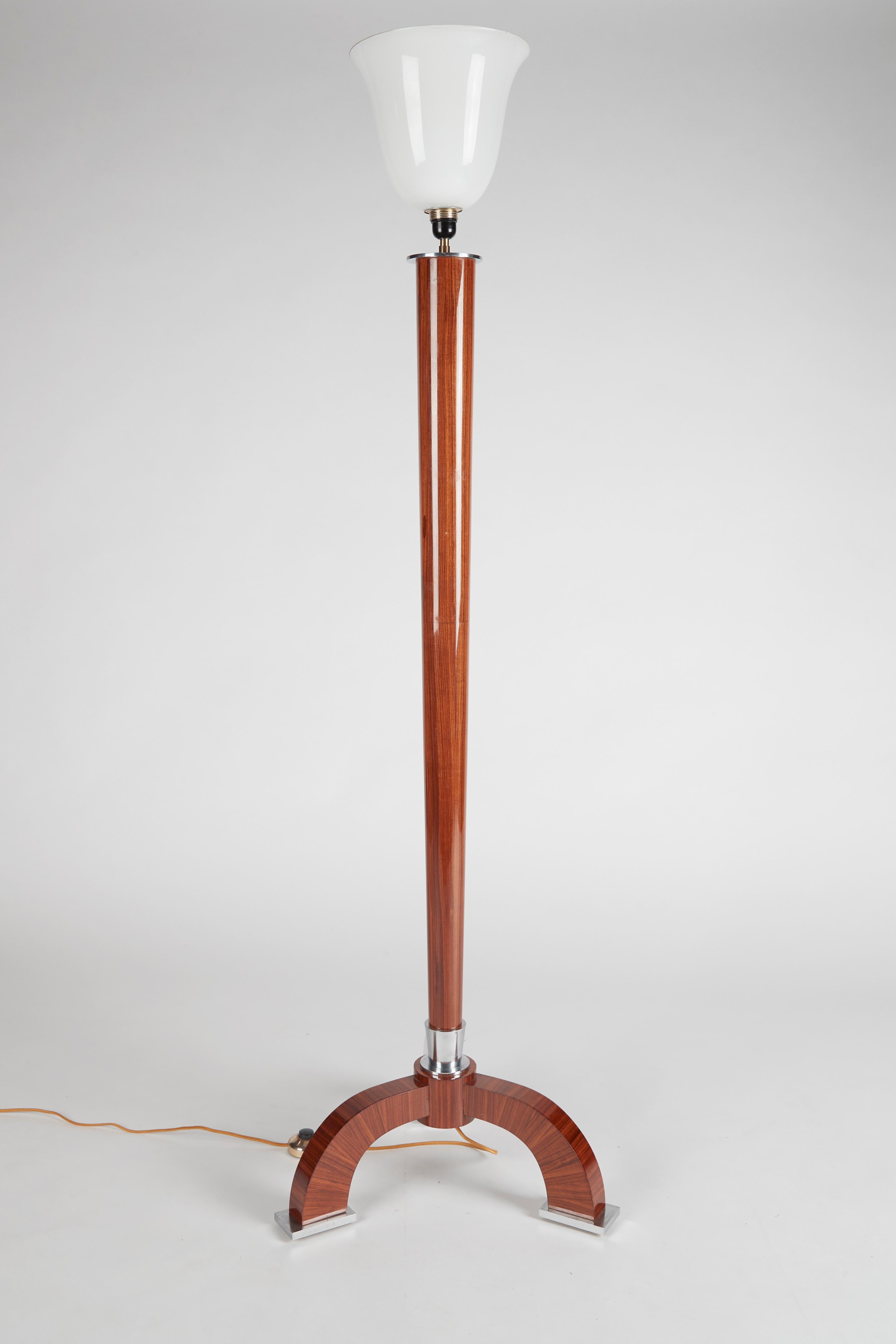 Jules Leleu, Art Deco Tripodal Floor Lamp, Walnut and Chrome, France, circa 1930 For Sale 1