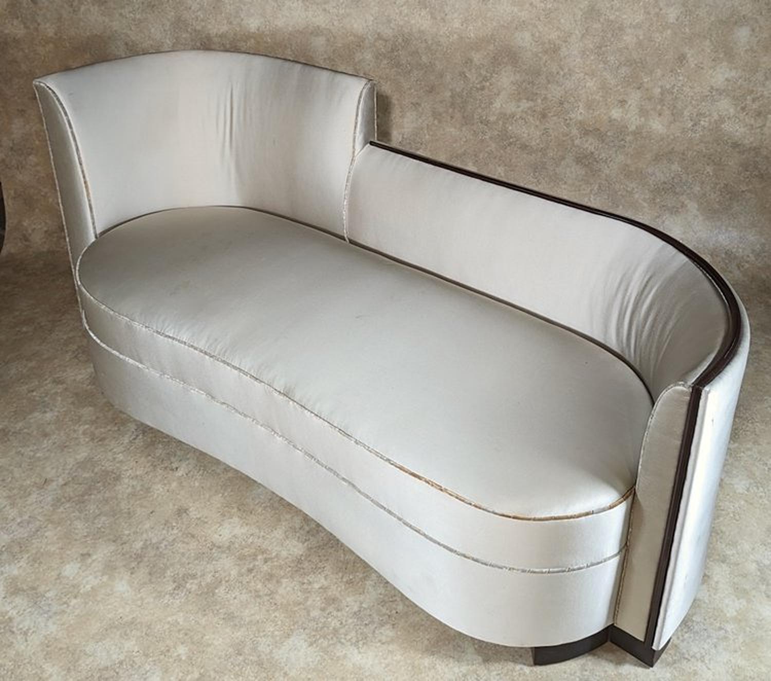 Jules Leleu Sofá francés Art Déco en Bueno estado para la venta en Philadelphia, PA