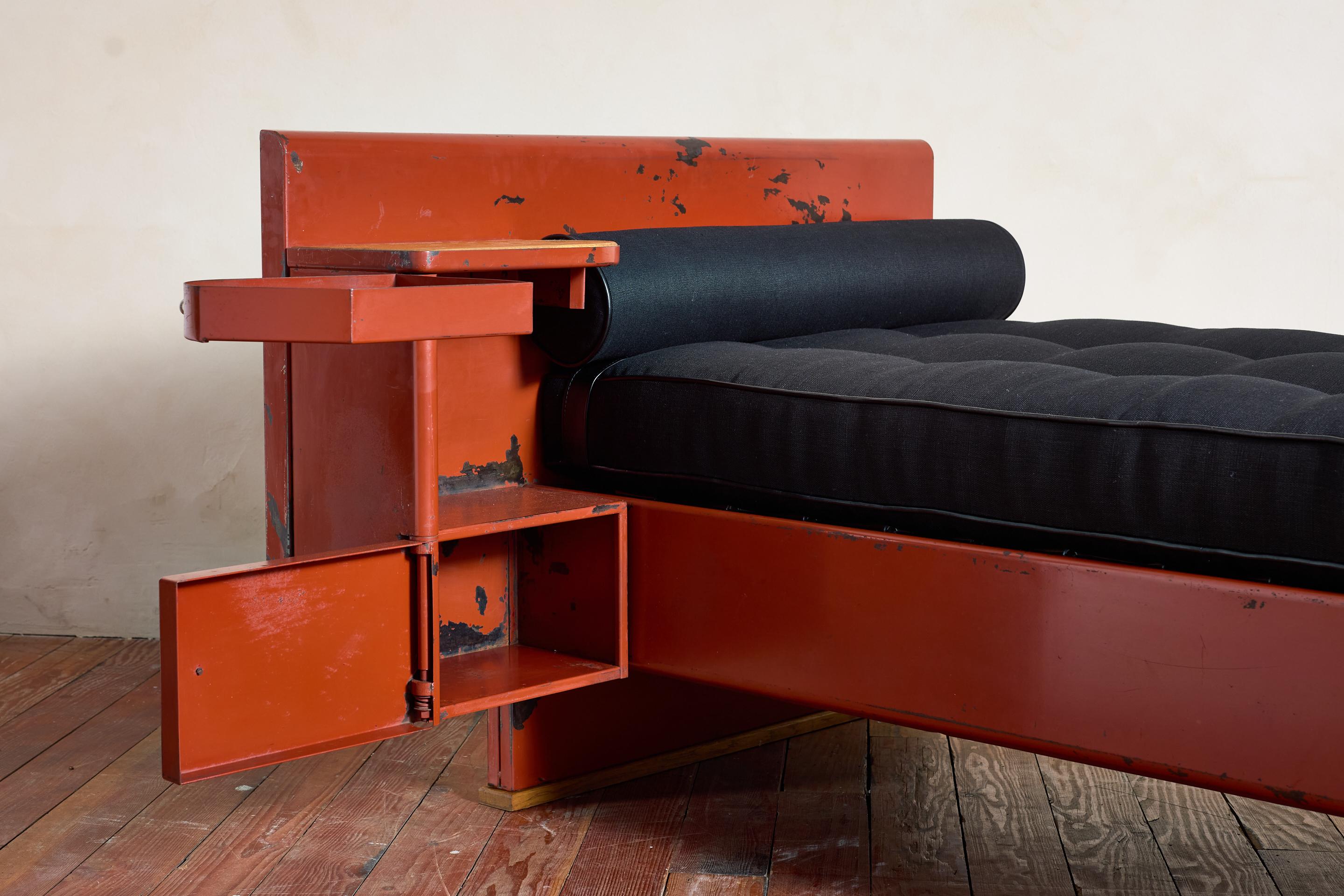 Jules Leleu & Jean Prouvé Dayed For Sale 1