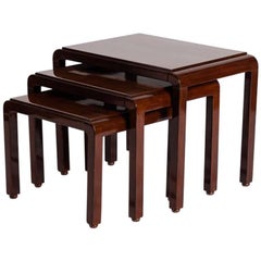 Jules Leleu & Katsu Hamanaka, Tables gigognes laquées, France, vers 1925