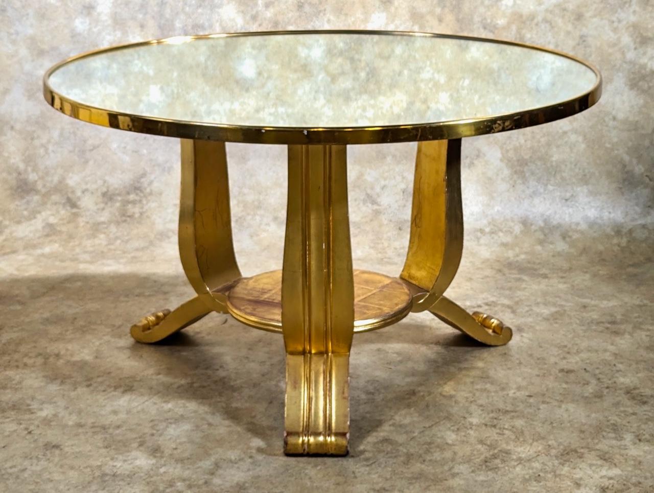 Français Table basse Jules Leleu en vente