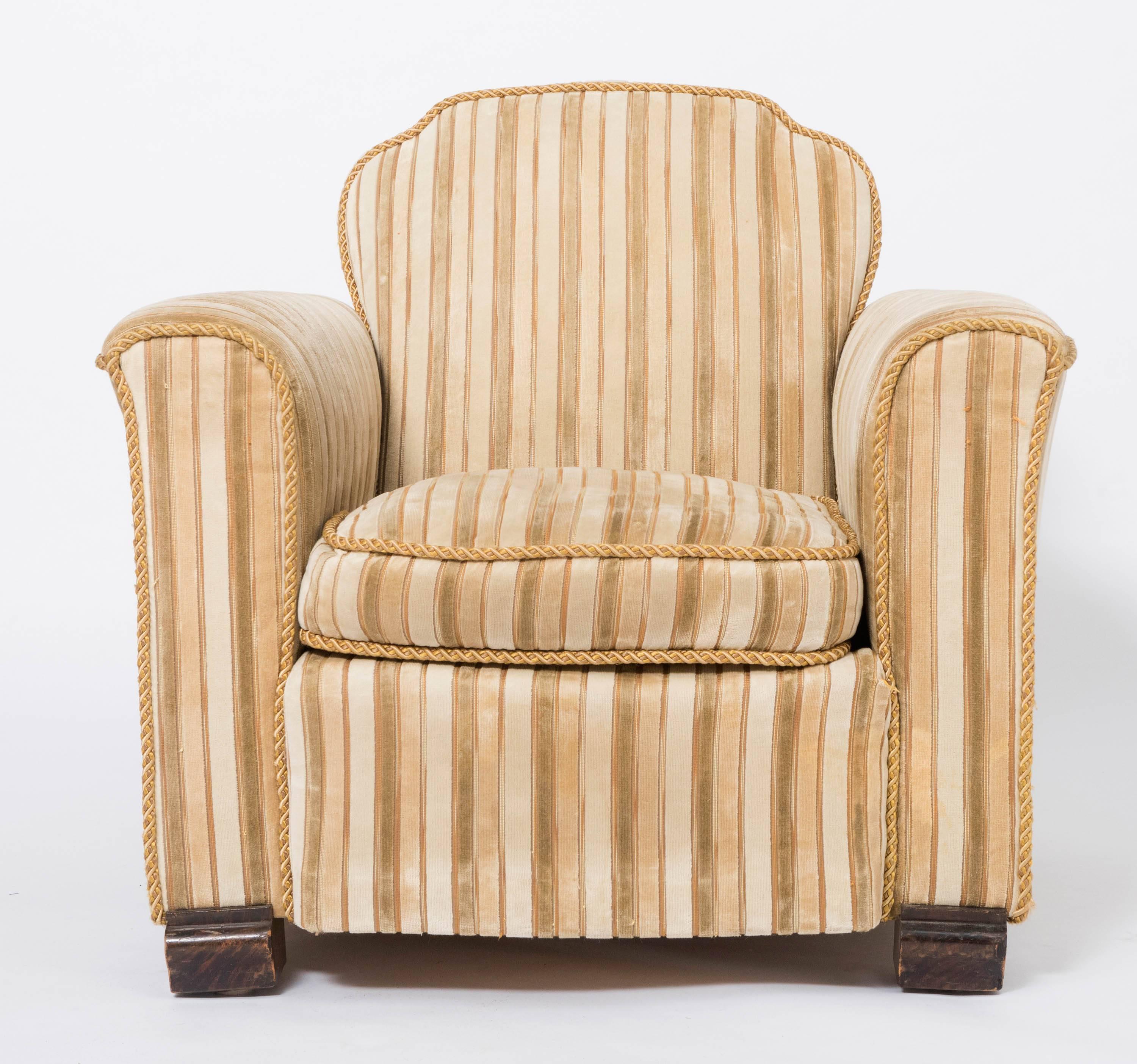 French Jules Leleu pair of armchairs with Macassar ebony feet, France circa 1930 For Sale