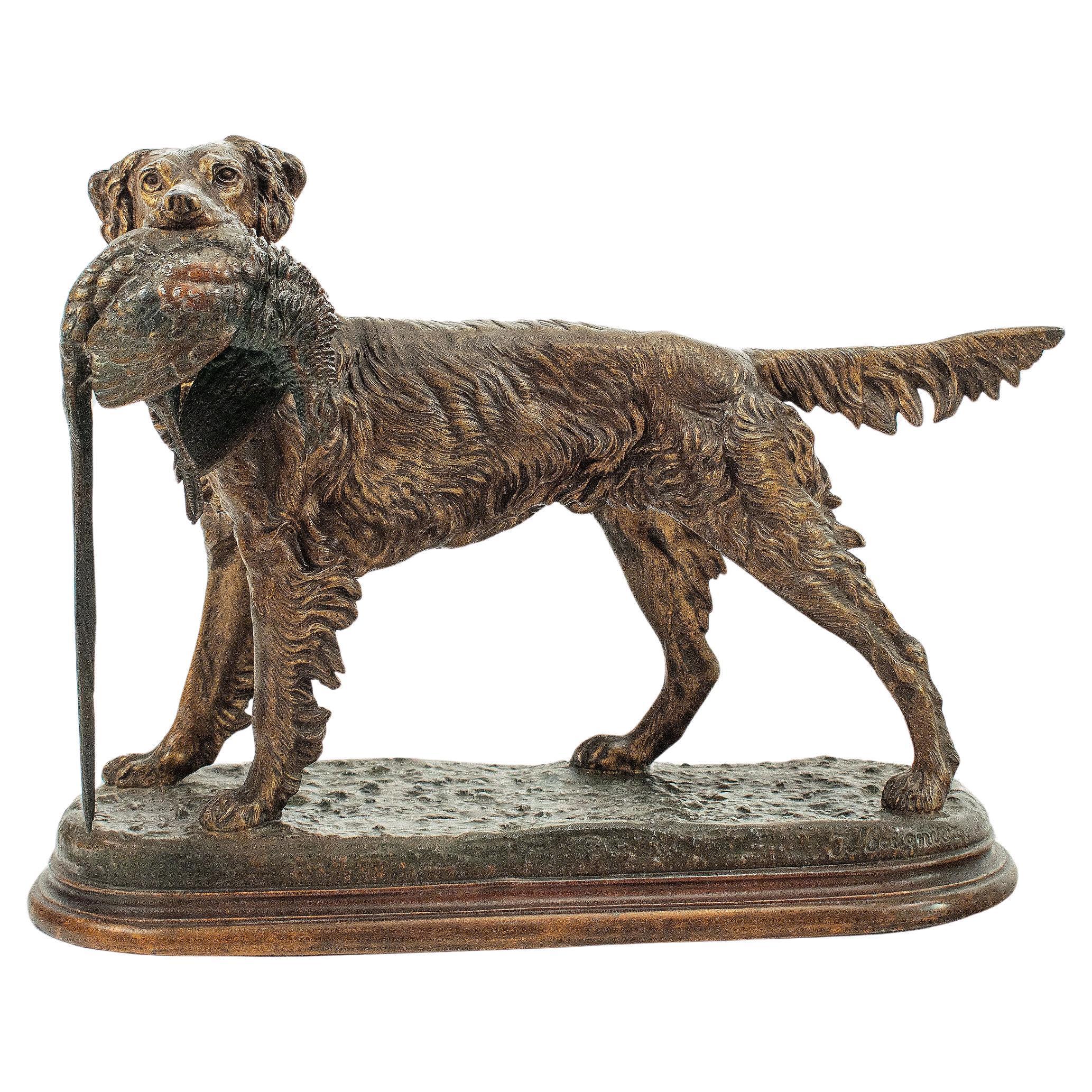 Jules MOIGNIEZ (1835-1894) - Grande statue d'un chien de chasse tenant un fauconnier