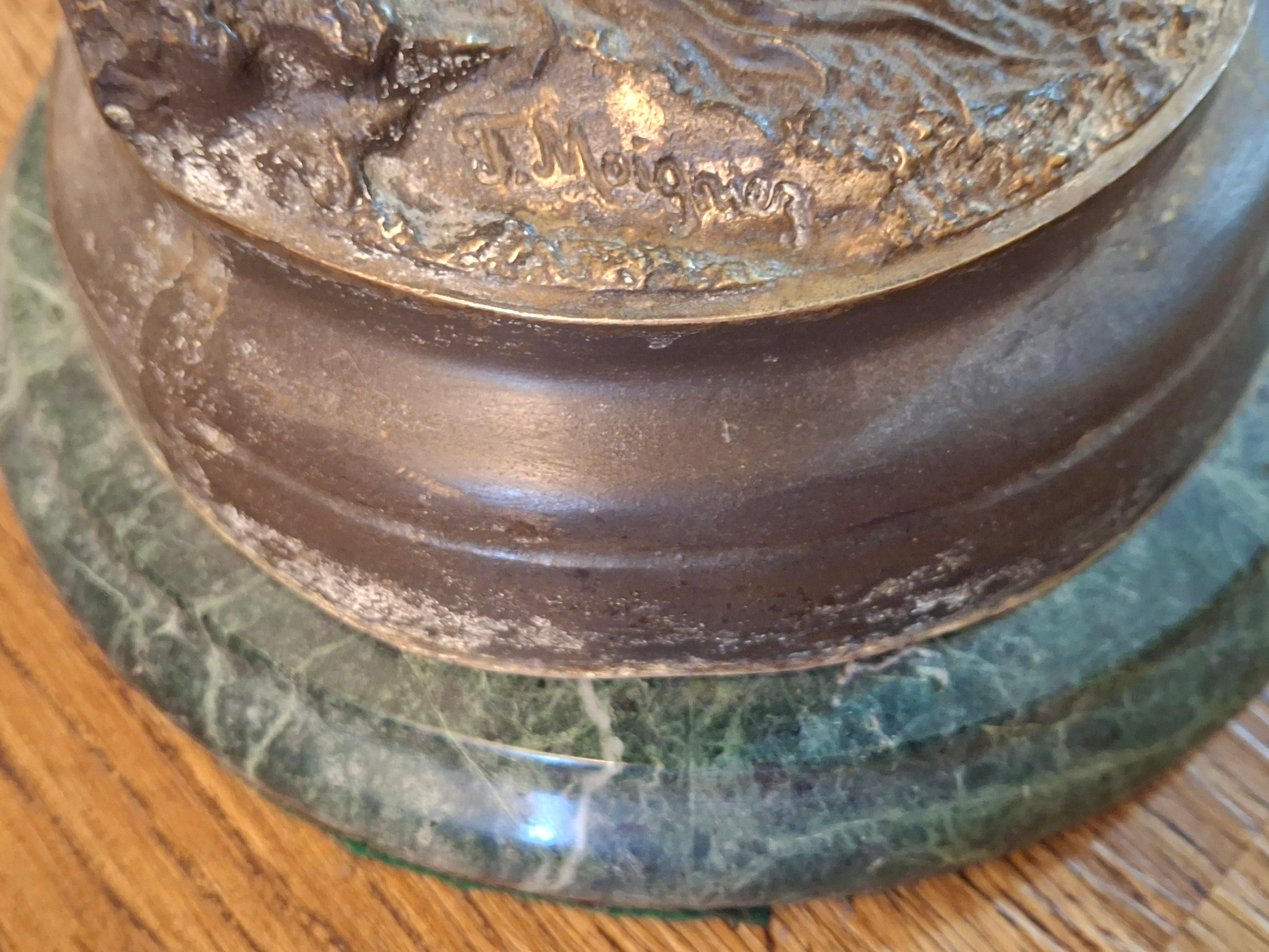 Jules Moigniez (French 1834 - ) Bronze Figure of Eagle on Marble Plinth, Signed For Sale 3