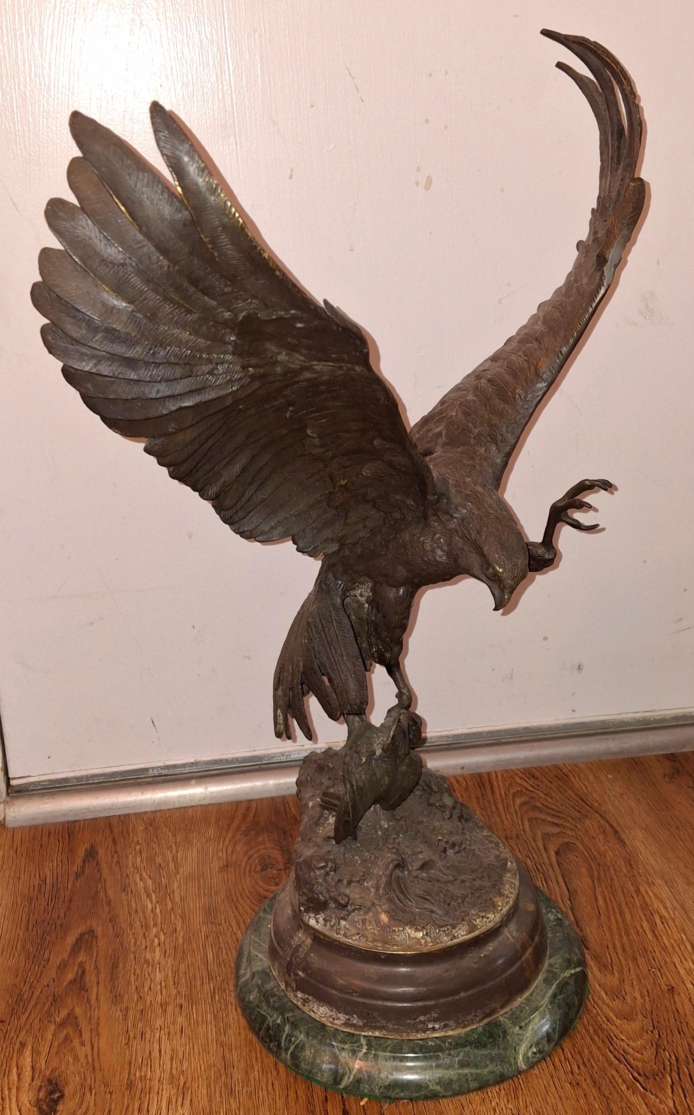 Jules Moigniez, Patinated Cast Bronze Figure of Eagle on marble Plinth.
Jules Moigniez (French 28 May 1835 – 29 May 1894) was a French animalier sculptor who worked during the 19th century. His output was primarily cast in bronze and he frequently