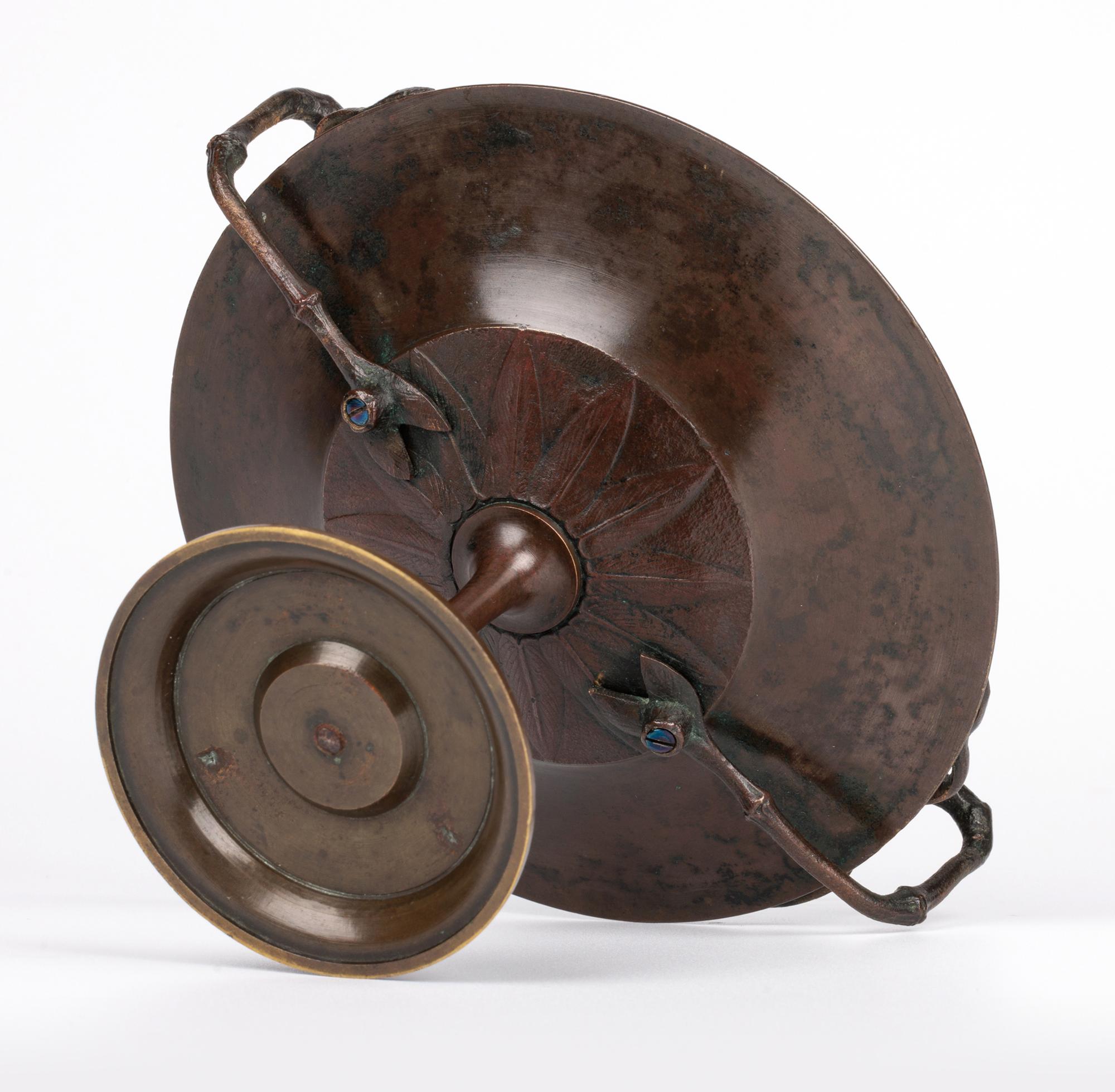 Calco Tazza francese in bronzo con uccelli e insetti di Jules Moigniez in vendita