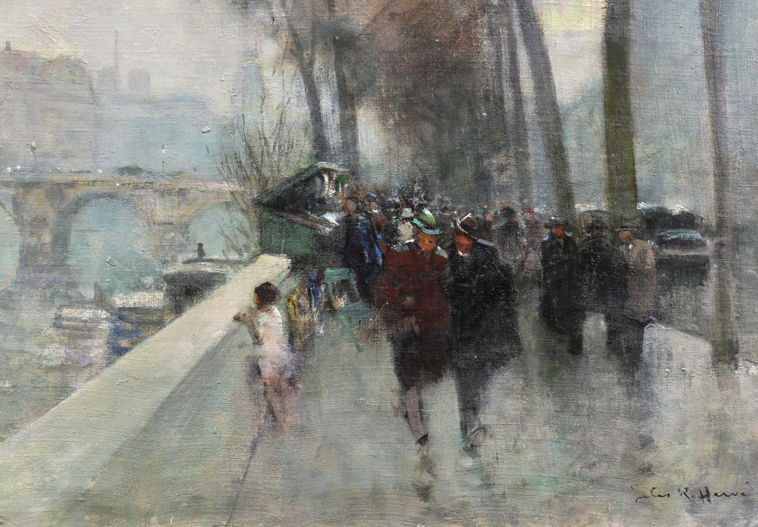 Figuras firmadas en paisaje urbano, óleo sobre lienzo, alrededor de 1940, del cotizado pintor impresionista francés Jules Rene Herve. La obra representa una vista de un concurrido puesto de venta de cuadros junto al río Sena, en París, Francia. A lo