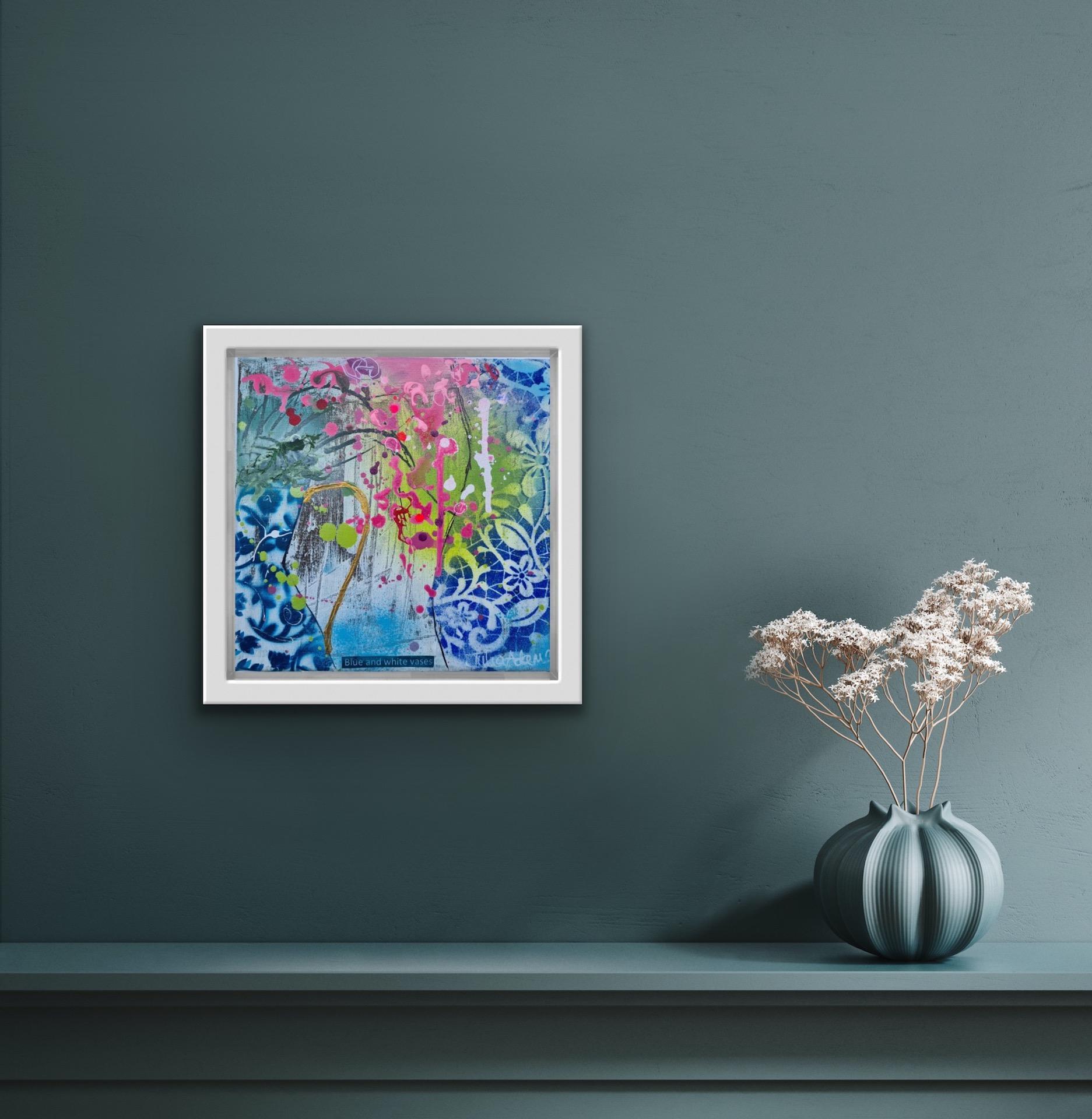 Julia Adams, Vases bleus et blancs 2, Art abordable, Nature morte contemporaine en vente 2