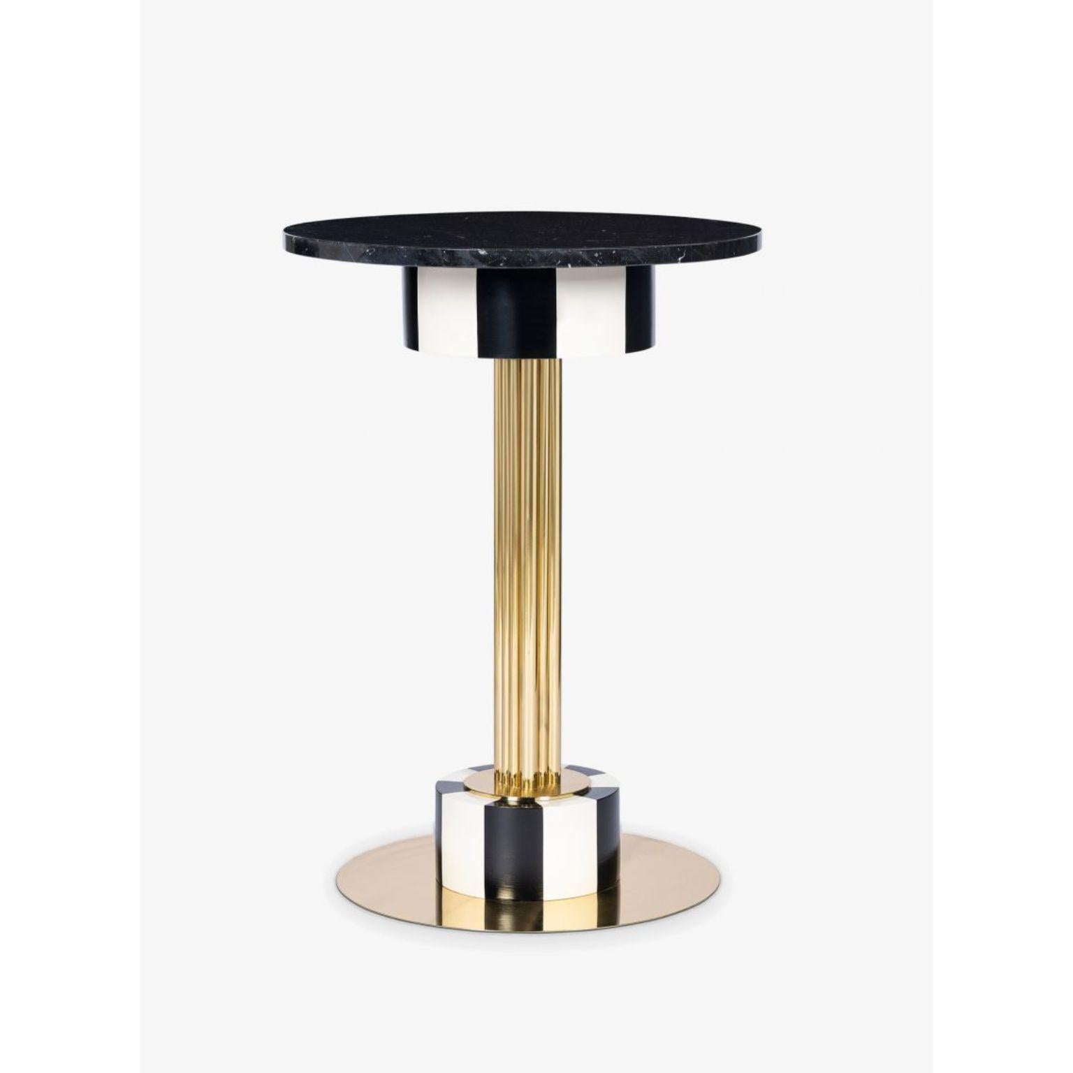 Julia marble table by Royal Stranger
Dimensions: width 75cm, depth 75cm and height 105cm 


Inspired by the femininity and using bold and vibrant color schemes, this collection is meant to be positive and happy, celebrating the inner beauty,