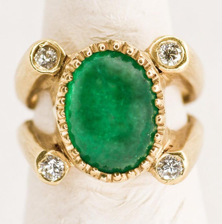 Julia Boss 18 Karat Yellow Gold Oval Cabochon Emerald and Diamond Ring 2