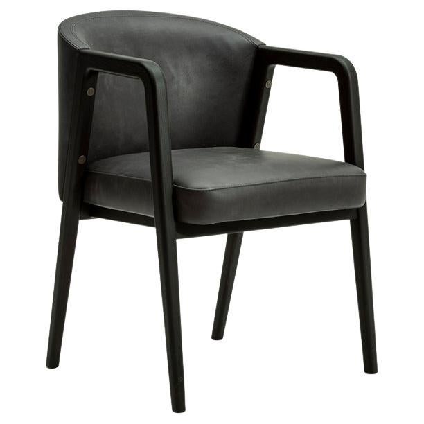 Chaise Julia - une chaise contemporaine au design Timeless en vente