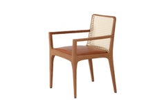 Sedia "Julia" in legno massiccio con braccioli