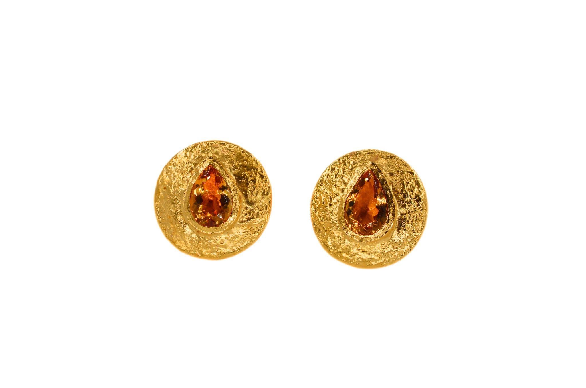 Julia Collection Earrings
Gold-Plated Bronze with Citrines
Handmade Lost-Wax Casting
Bronze plated in 24-karat gold all over
Unique Piece 
Spain 