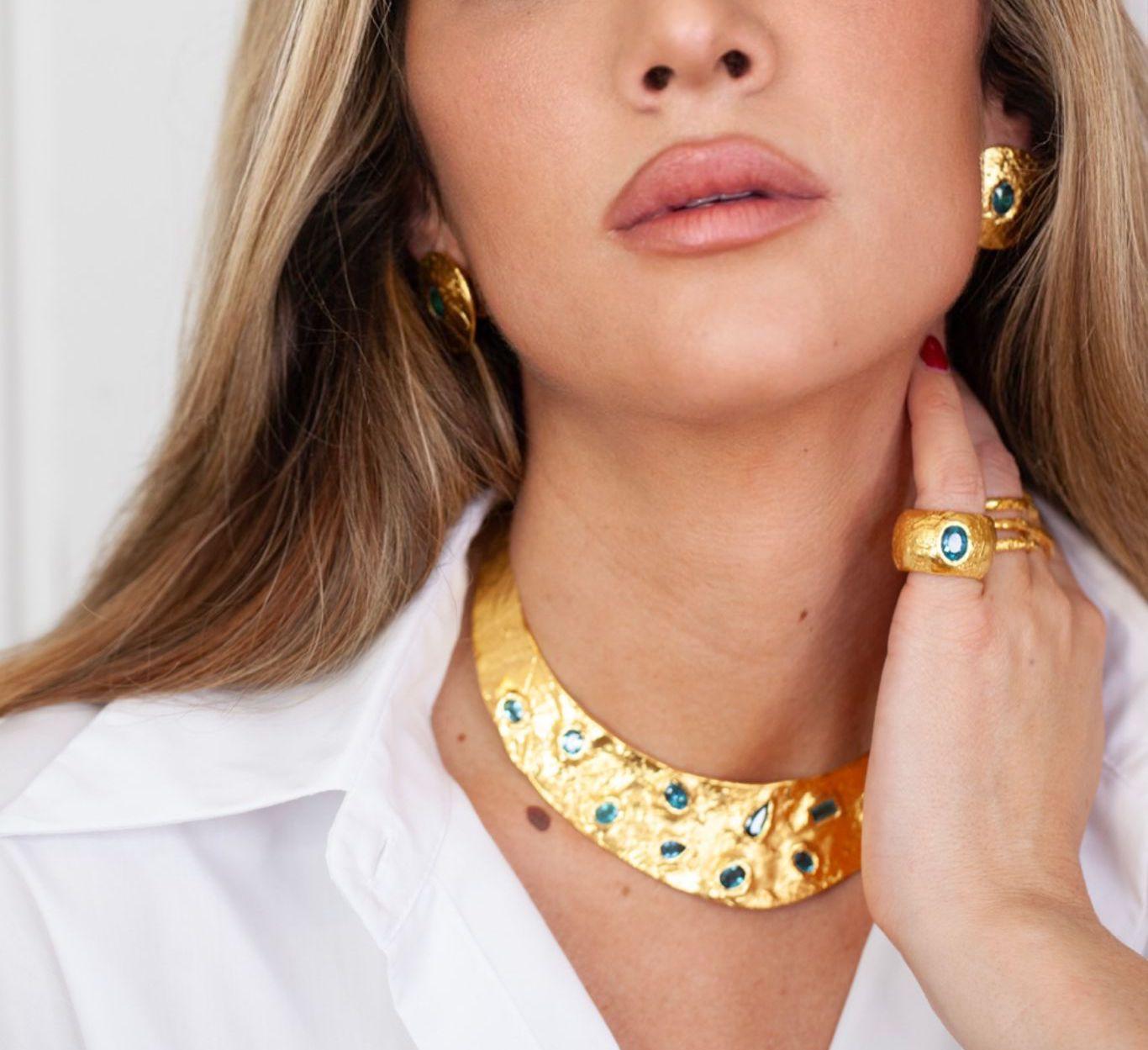 Julia Collection Earrings - Gold-Plated Bronze with Tourmalines In New Condition For Sale In PARIS, FR