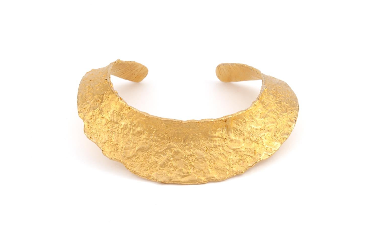 Collana grande Julia Collection - Bronzo placcato oro In condizioni Nuovo in vendita a PARIS, FR