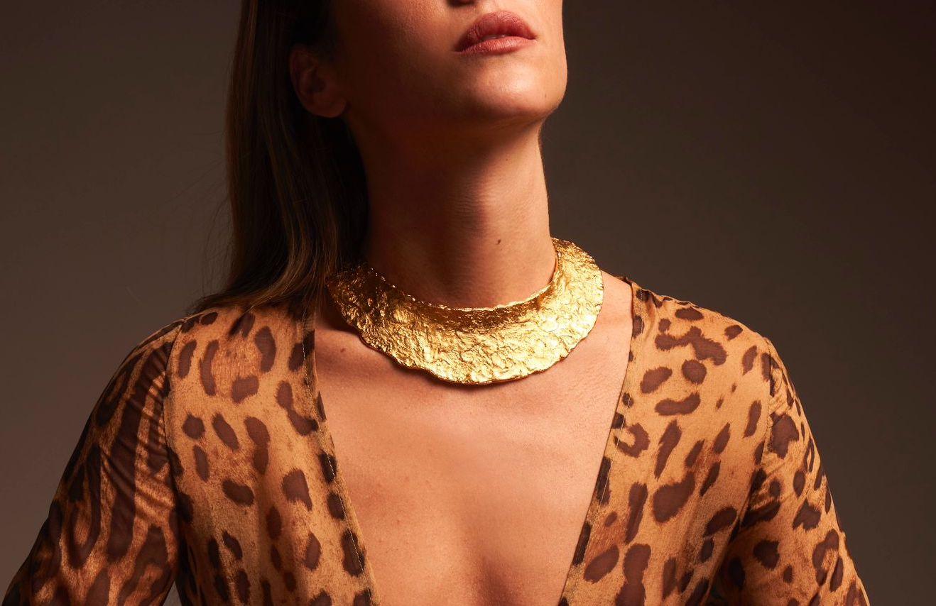 Collana grande Julia Collection - Bronzo placcato oro in vendita 1