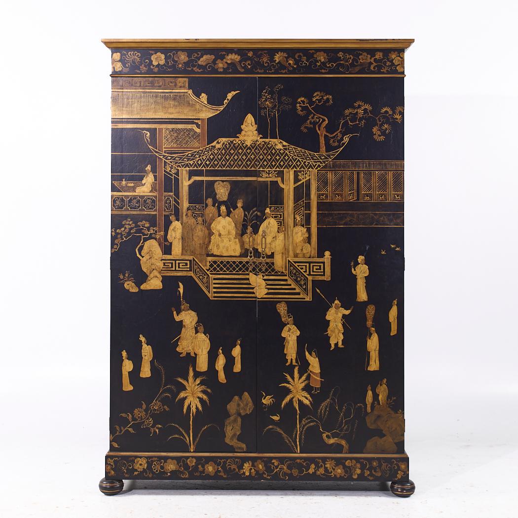 Julia Gray Chinoiserie Asiatischer Kleiderschrank Kommode

Dieser Schrank misst: 62 breit x 25 tief x 90,5 Zoll hoch

Wir machen unsere Fotos in einem Studio mit kontrollierter Beleuchtung, um so viele Details wie möglich zu zeigen. Wir arbeiten