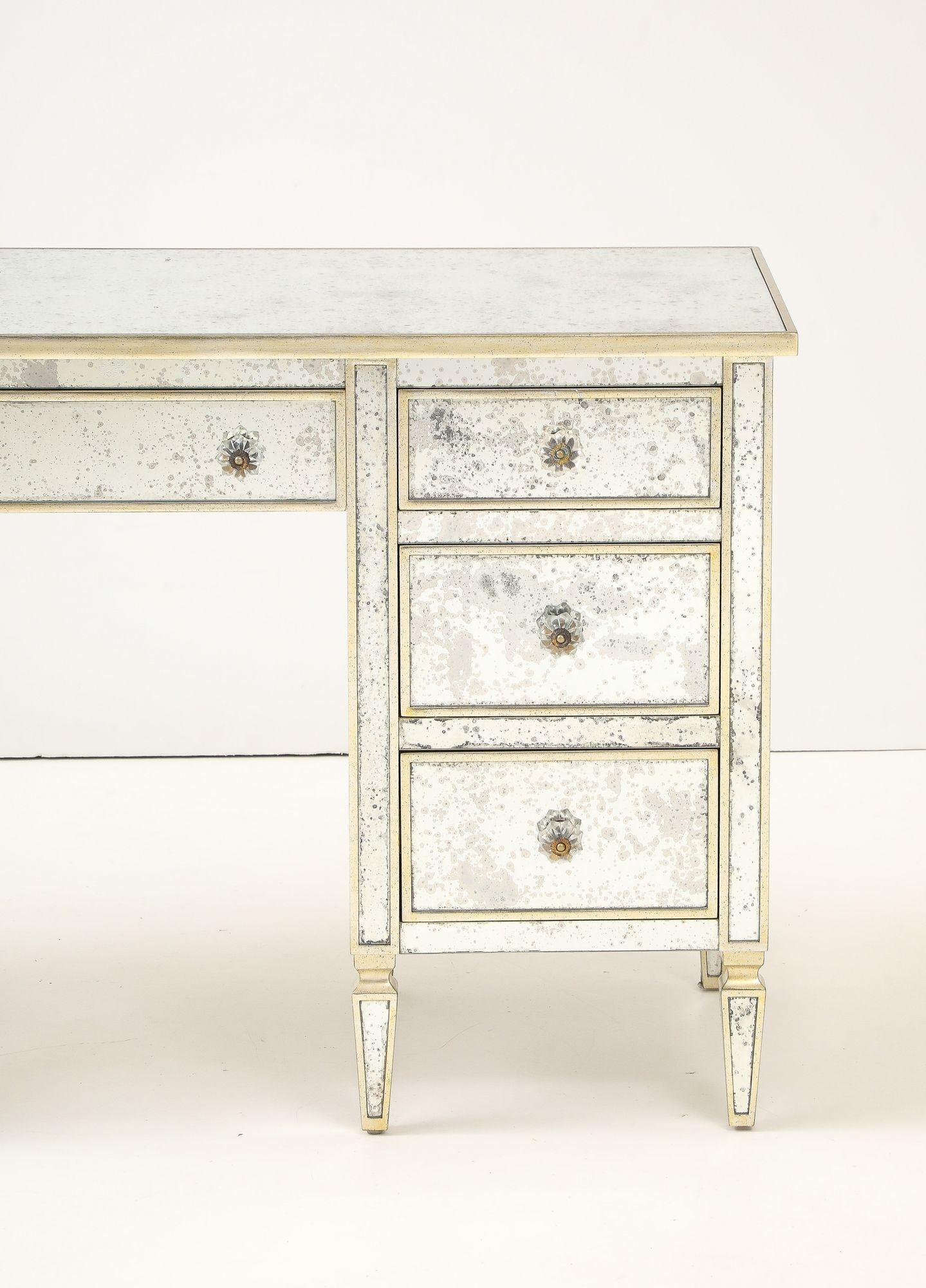 20ième siècle Bureau /Vanity à miroir Julia Gray en vente