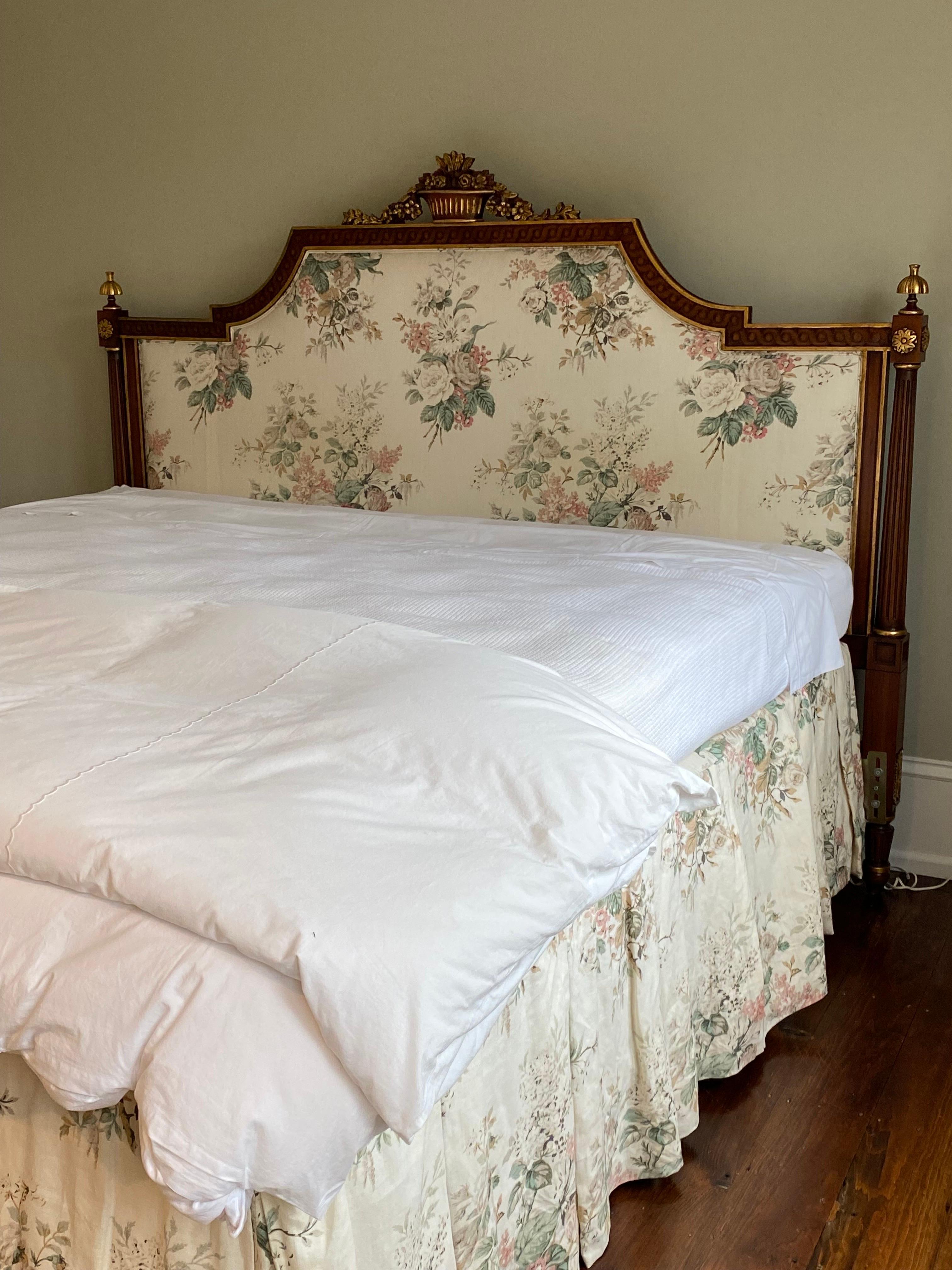 Julia gray neoclassical style king size headboard
A truly lovely king size bed frame in mahogany. Egg & dart banding with gilded central basket, edges, rosettes and carved finials. Upholstered in a classic pink and grey floral cotton/linen fabric