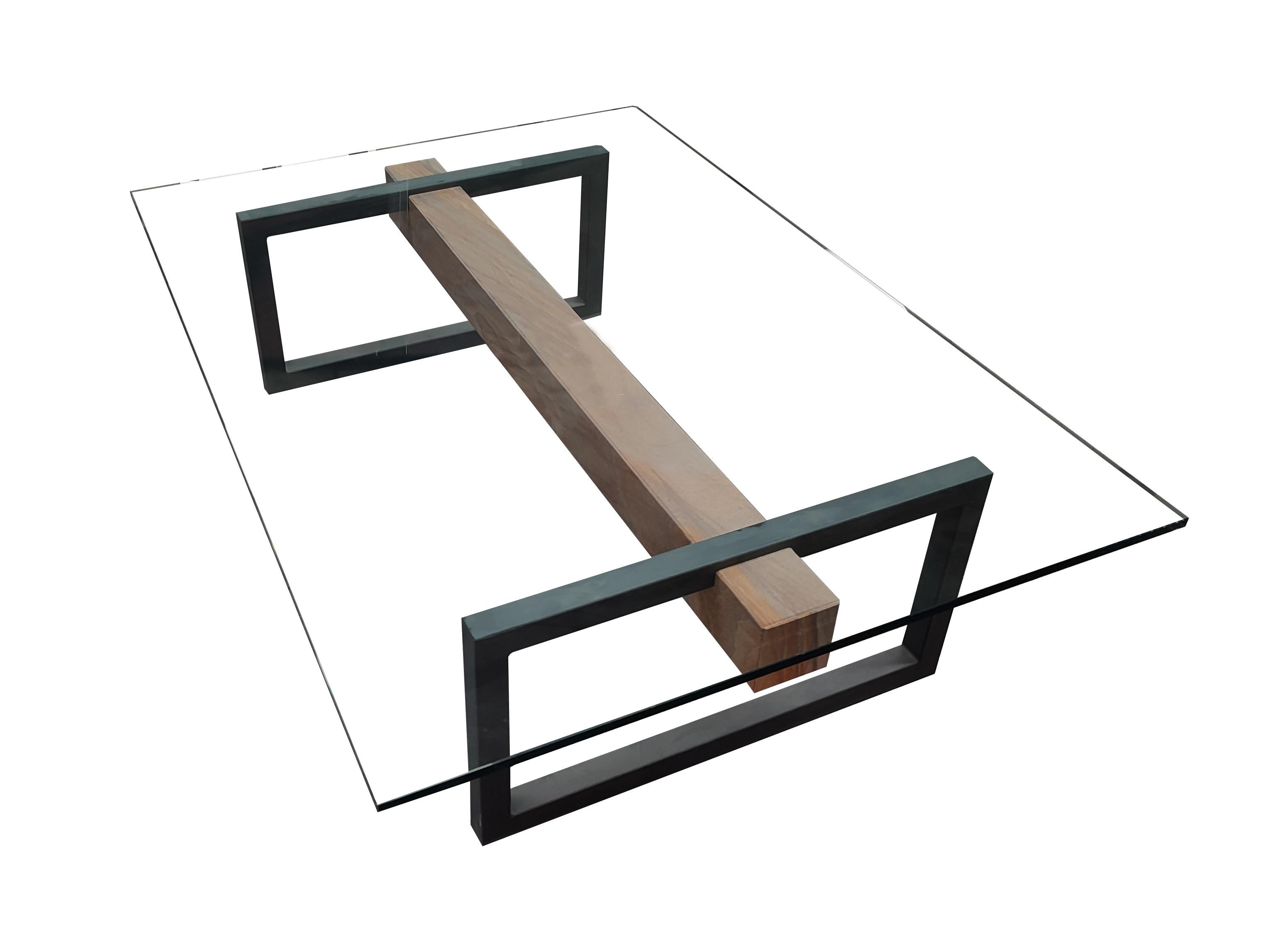 Mesa de centro Julia de piedra caliza y hierro Fusión única de piedra natural Diseño moderno Español en venta