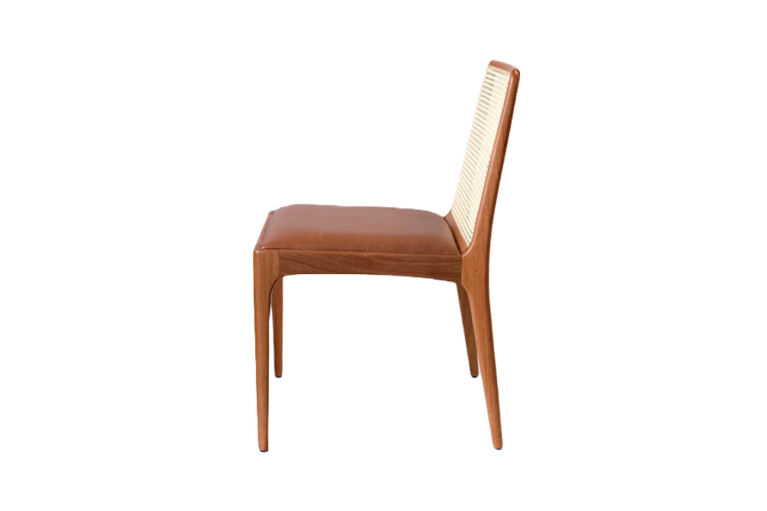 Minimalistischer Stuhl „Julia“ aus Massivholz und handgewebtem, maßgefertigt (Moderne) im Angebot