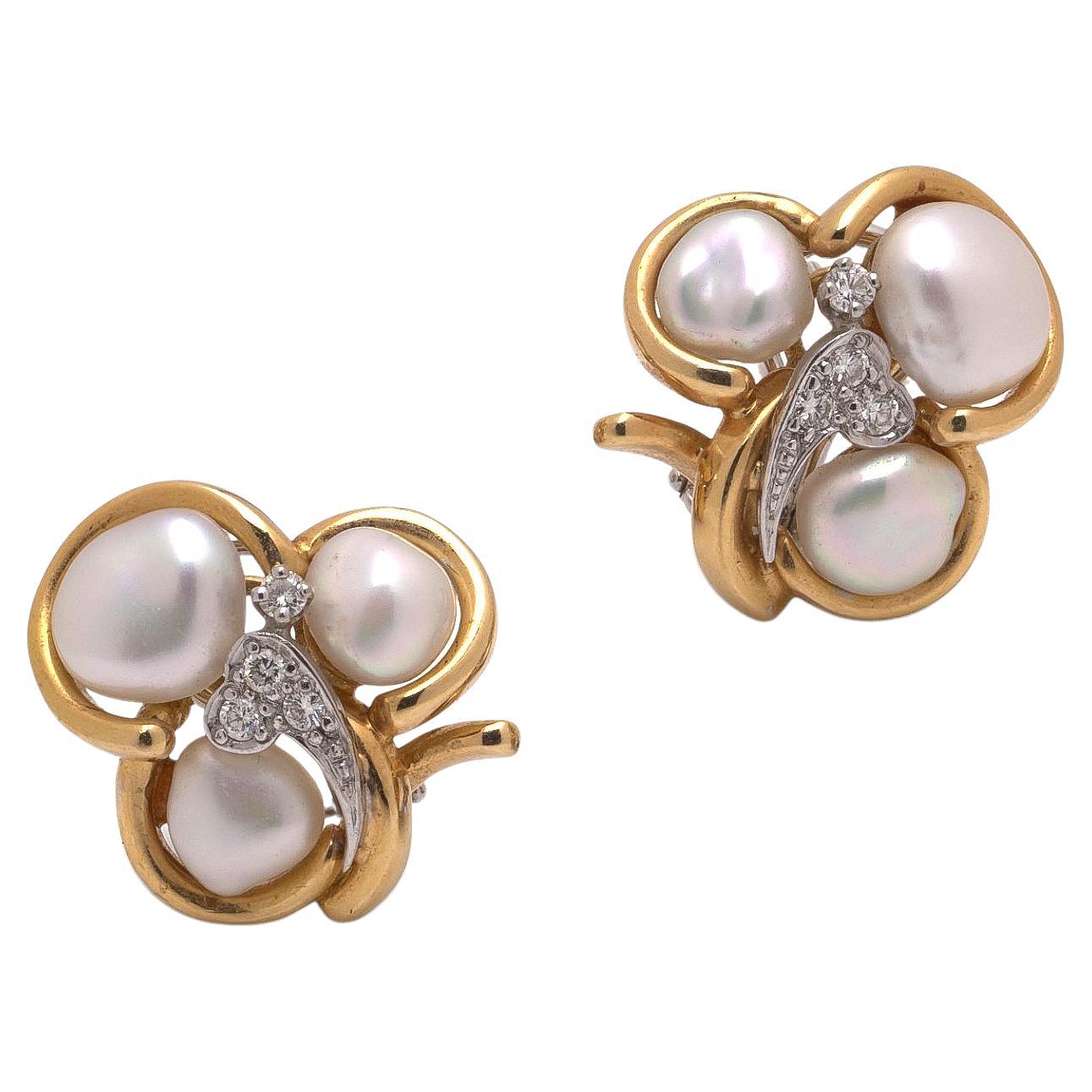 Boucles d
oreilles en or 18KT avec diamants et perles des mers du Sud de Julia Plana en vente