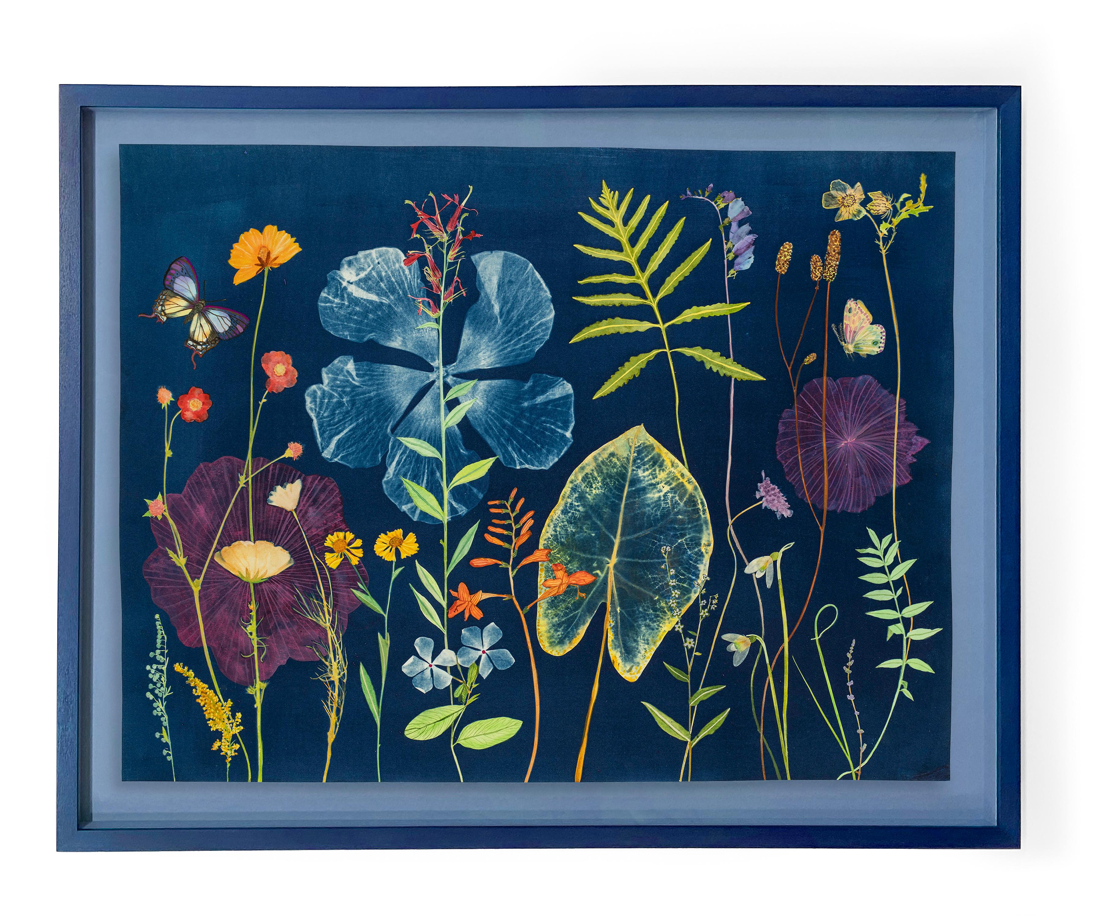 Nature notturne (Natura morta dipinta in cianotipia di fiori colorati su indaco)