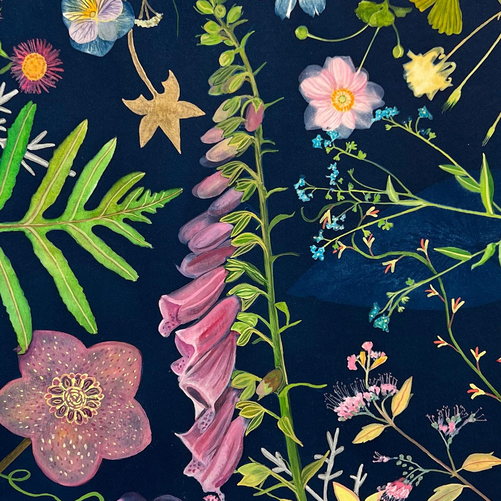 Realistisches Stillleben mit bunten Blumen auf Blau, gemalt mit Cyanotypie, Aquarell, Tusche und Gouache
