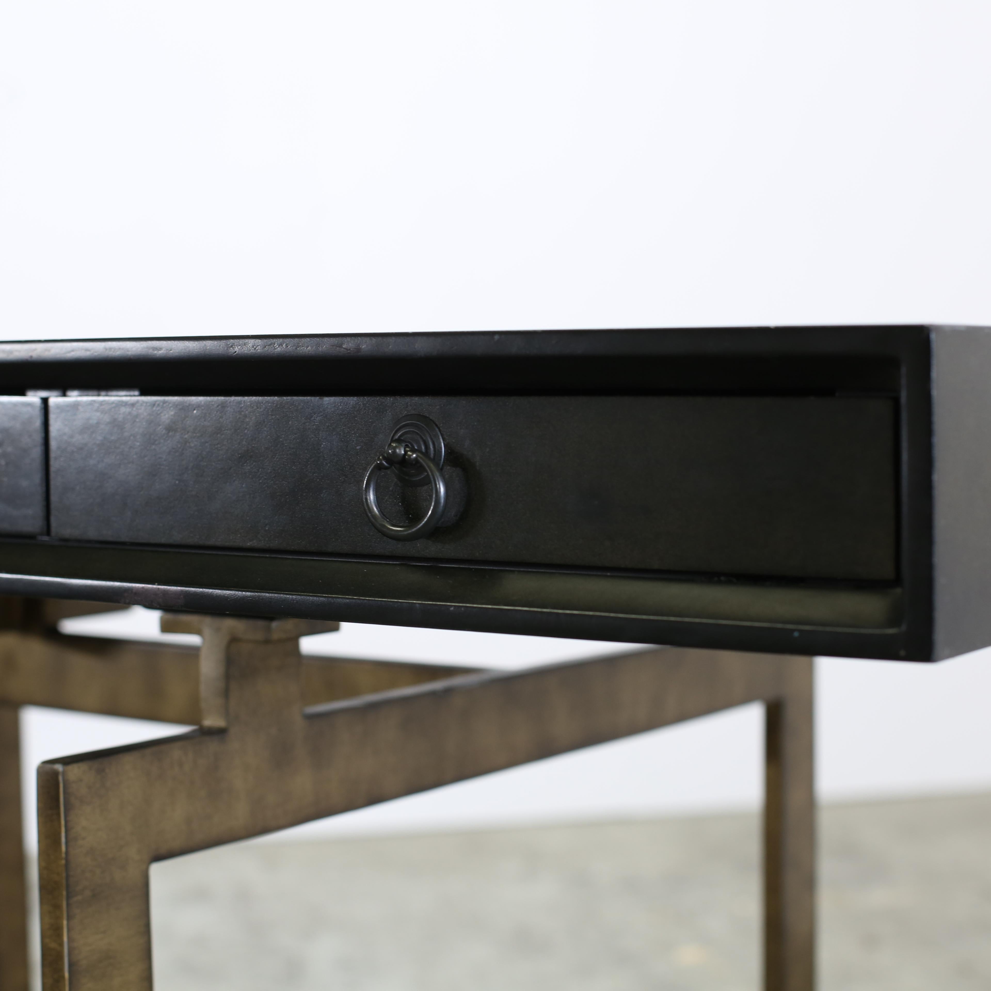 Bureau Julian Chichester Cortes Vellum noir en vente 4