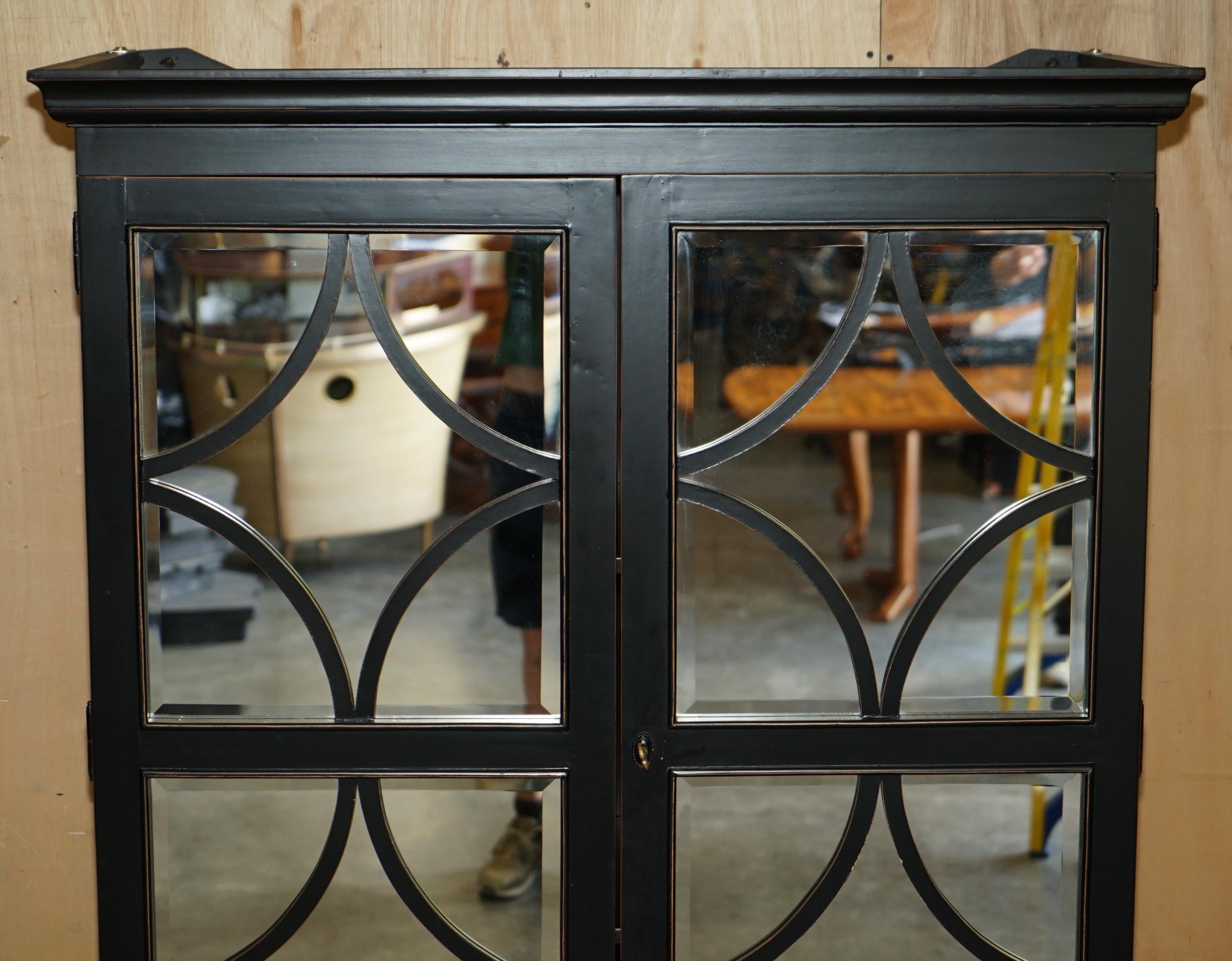 JULIAN CHICHESTER EBONISED WiTH MIRRORED DOORS HOUSEKEEPERS STORAGE CUPBOARD In Good Condition For Sale In West Sussex, Pulborough