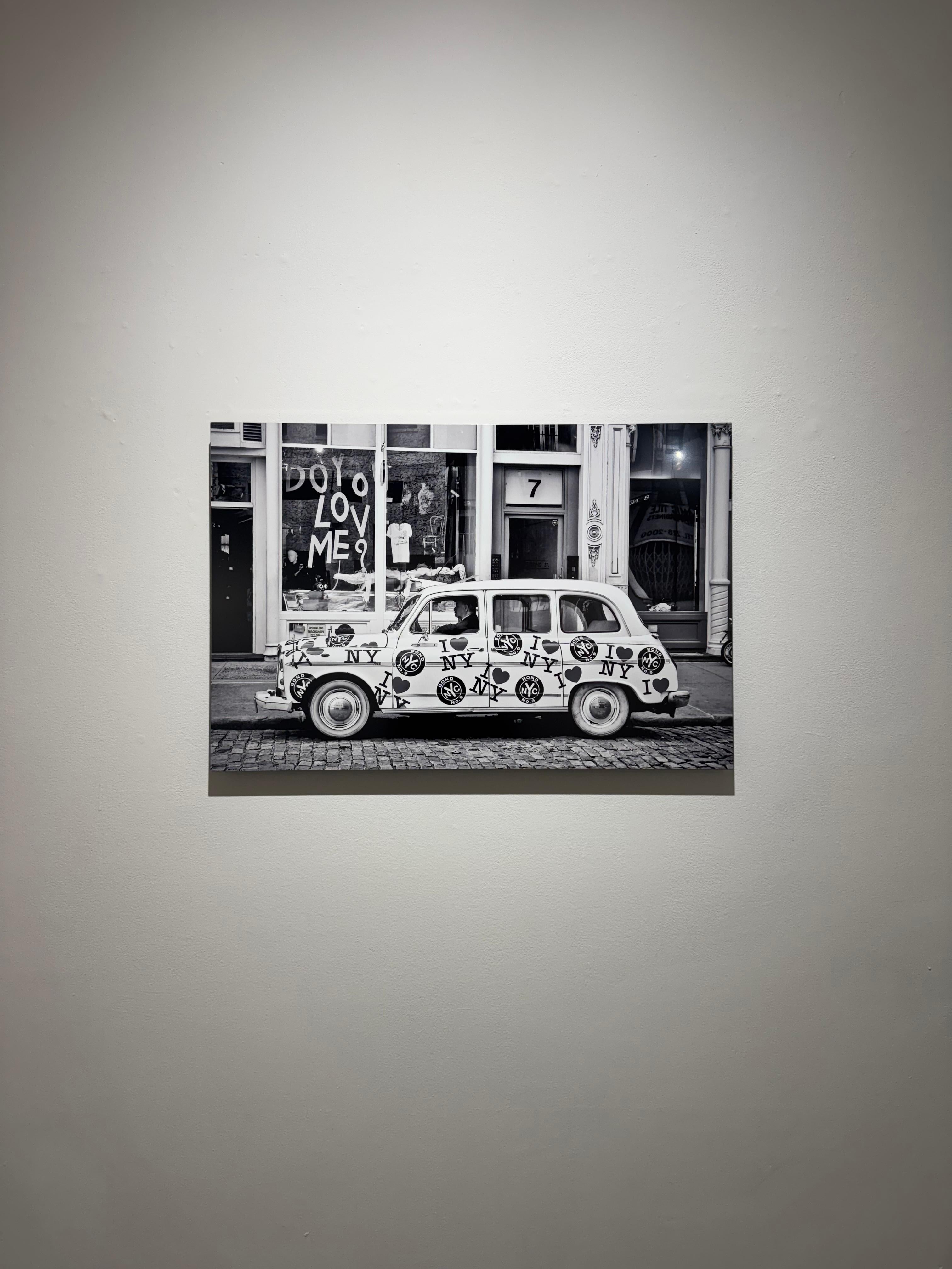 Inglese a New York - Photograph Contemporaneo di Julian Lennon