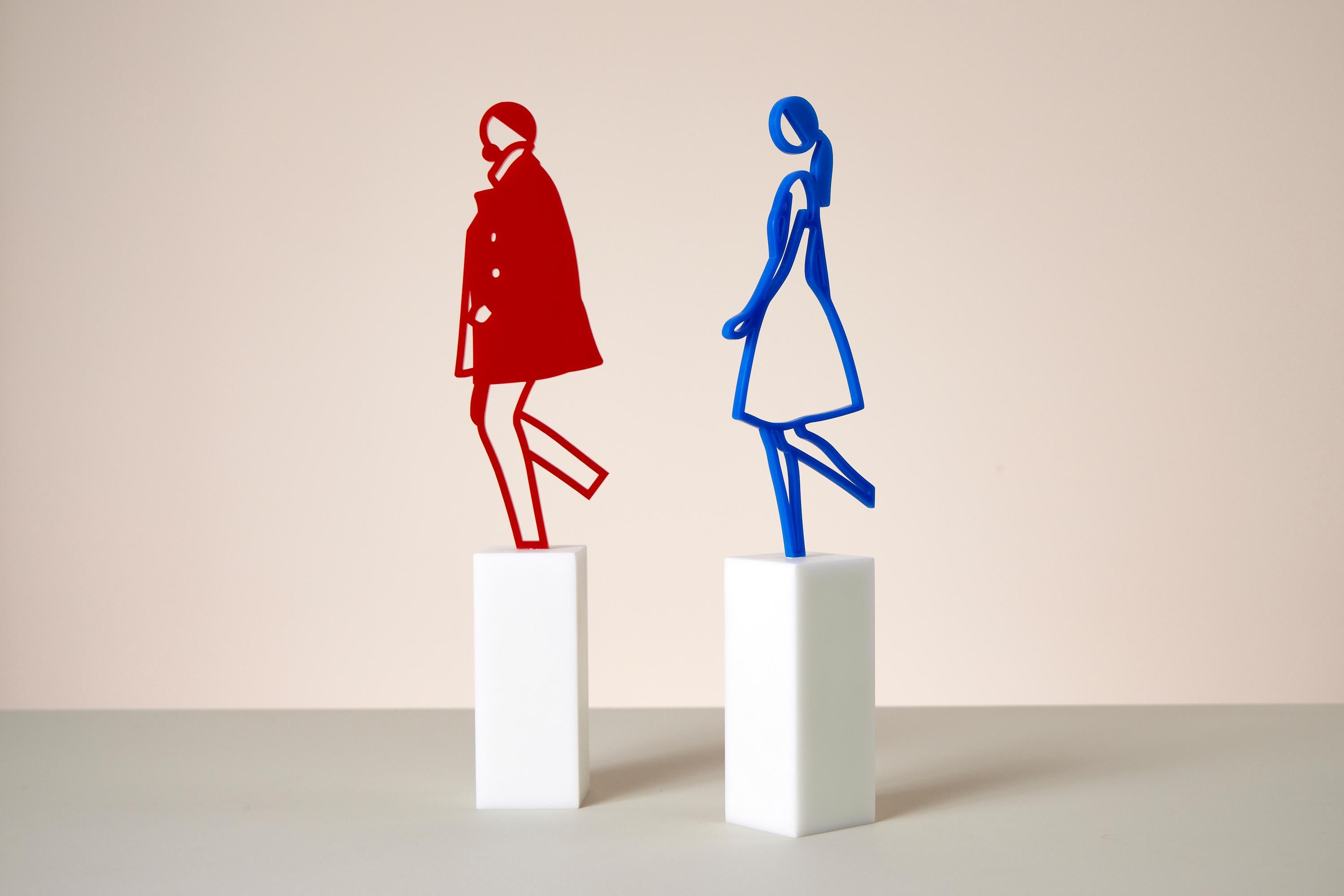 Amelia – Skulptur, Frauenfigur, Moving, Pop-Art von Julian Opie im Angebot 4