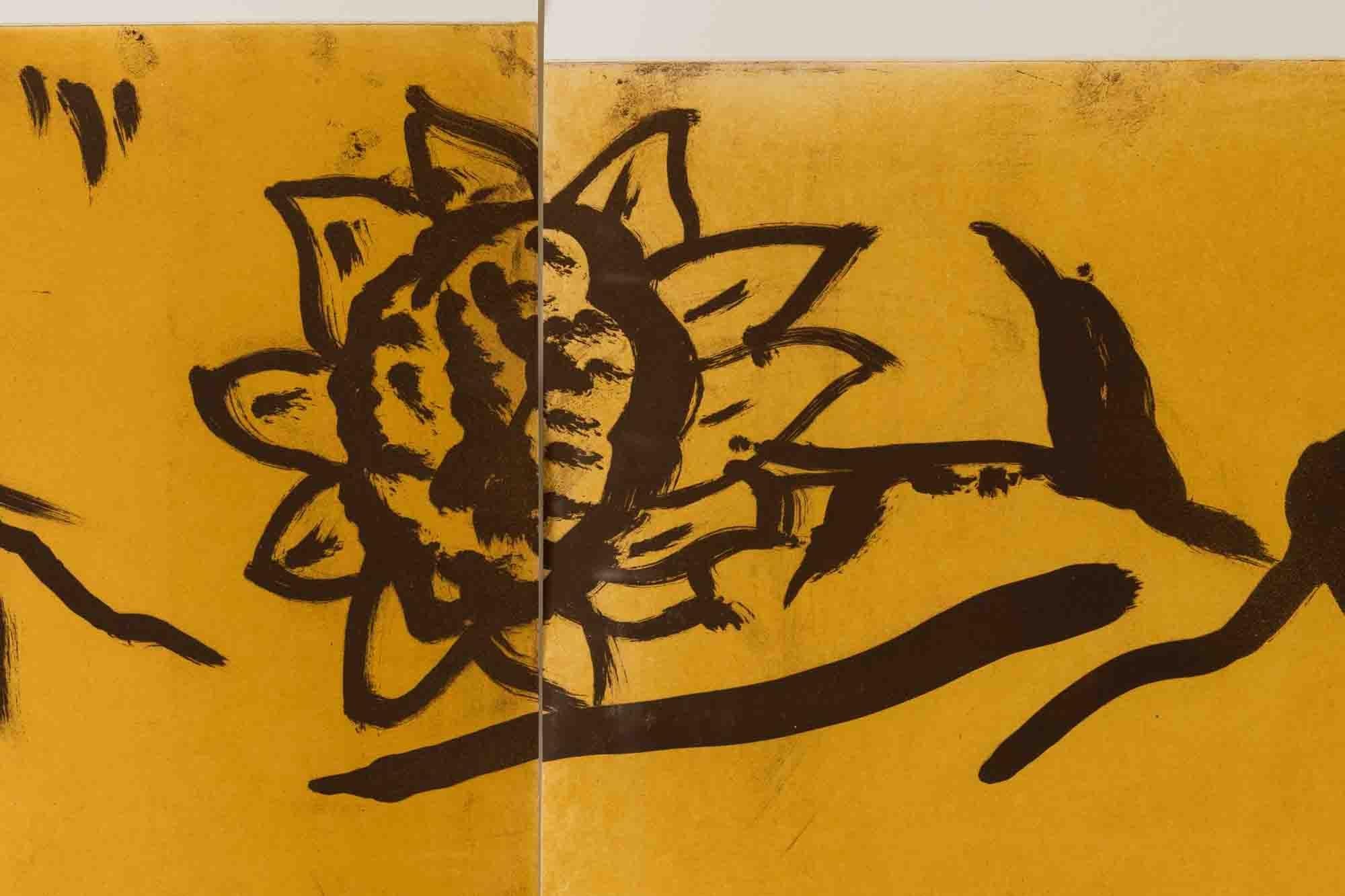 Révélé à la fin des années 1970 et au début des années 1980, l'artiste américain Julian Schnabel est connu pour sa pratique multidisciplinaire qui s'étend de la peinture à la sculpture en passant par le cinéma. Au cours de son ascension dans le