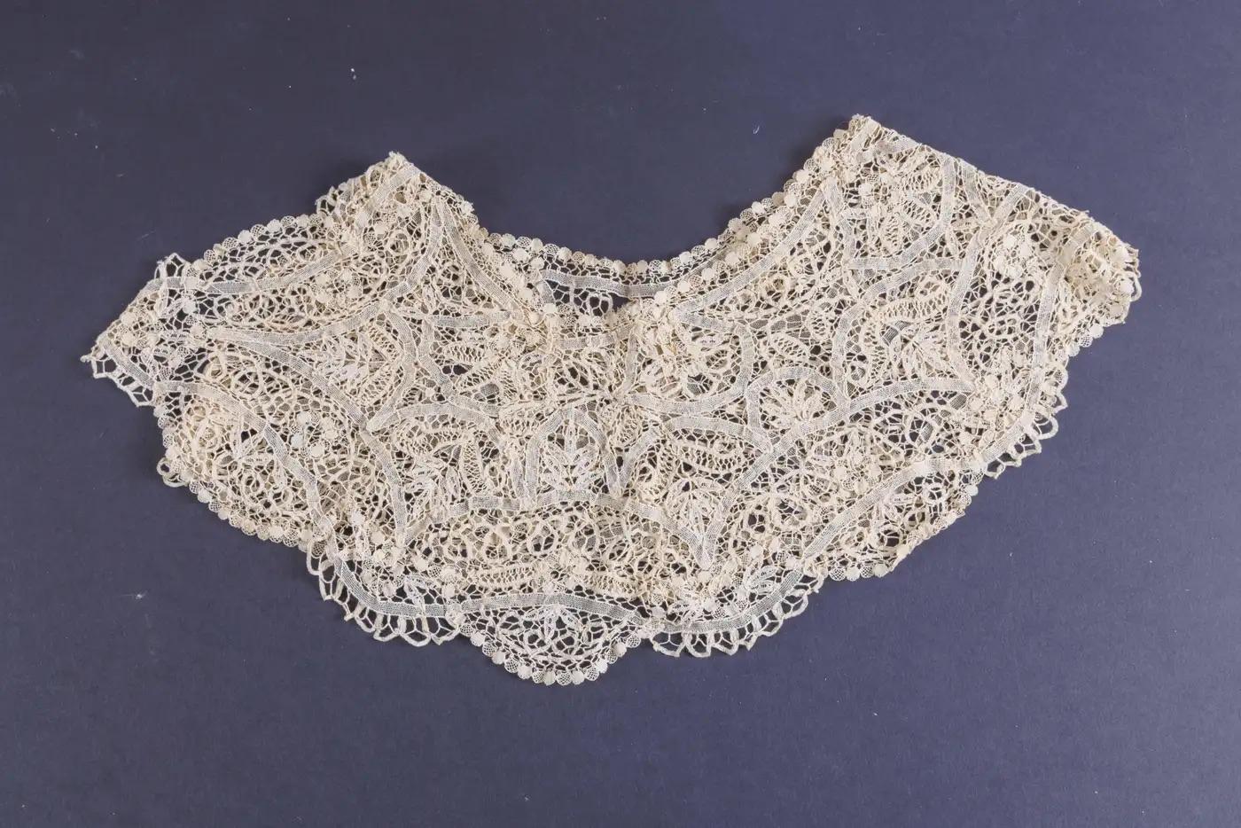 Julian Scott Amerikaner, (1846-1901) Ein Porträt von Isabella Penn Smith Fleming C. im Angebot 3