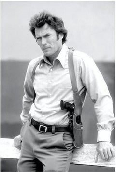 Clint Eastwood on the Set of Magnum Force, photographie de Julian Wasser - 2/20