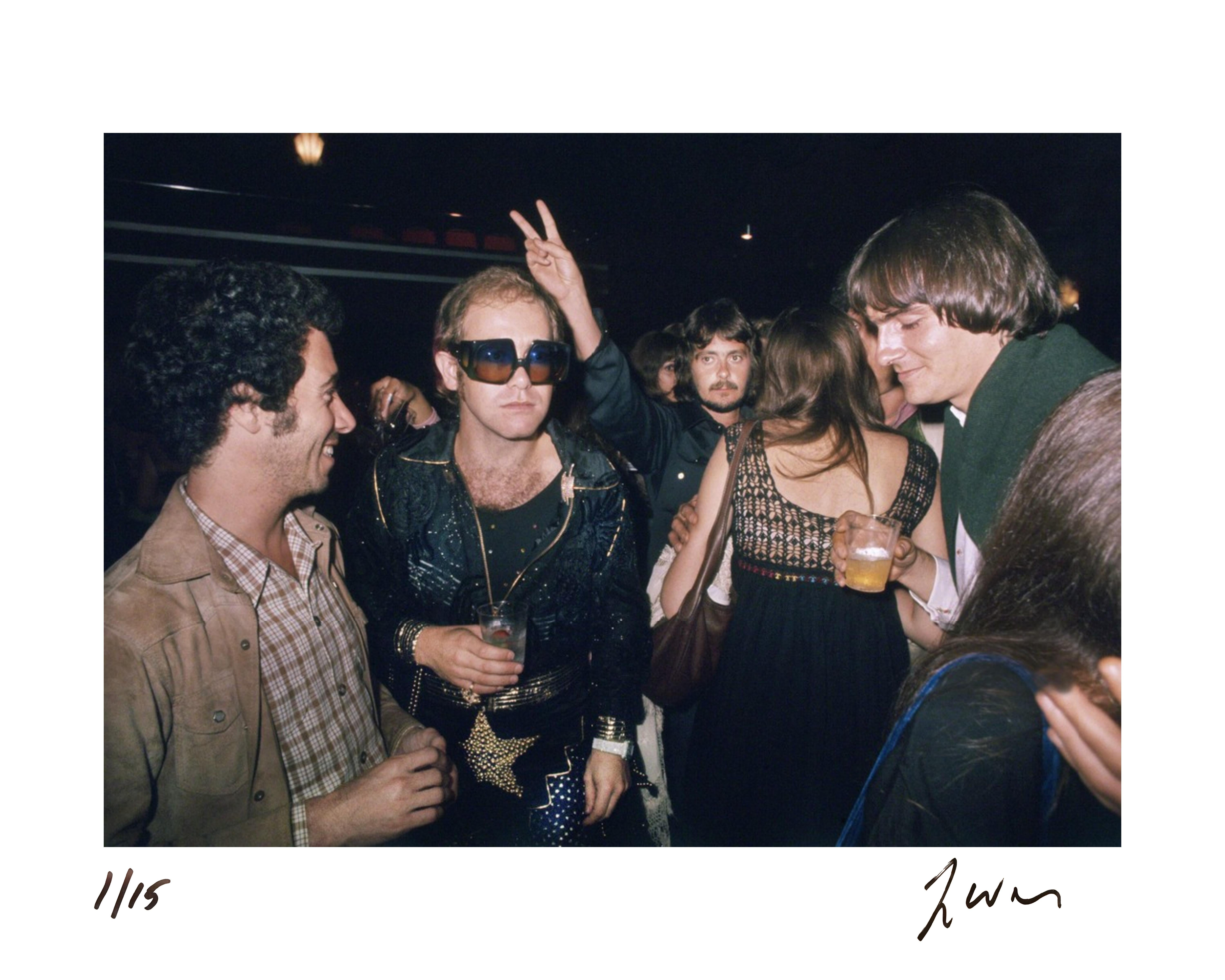 David Geffen, Elton John, Carly Simon y James Taylor por Julian Wasser - 1/15 en venta 1