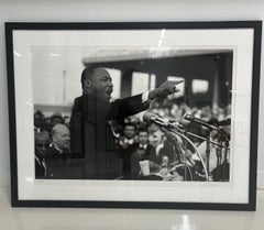 Martin Luther King, Los Ángeles, 1963 por Julian Wasser - 15/15