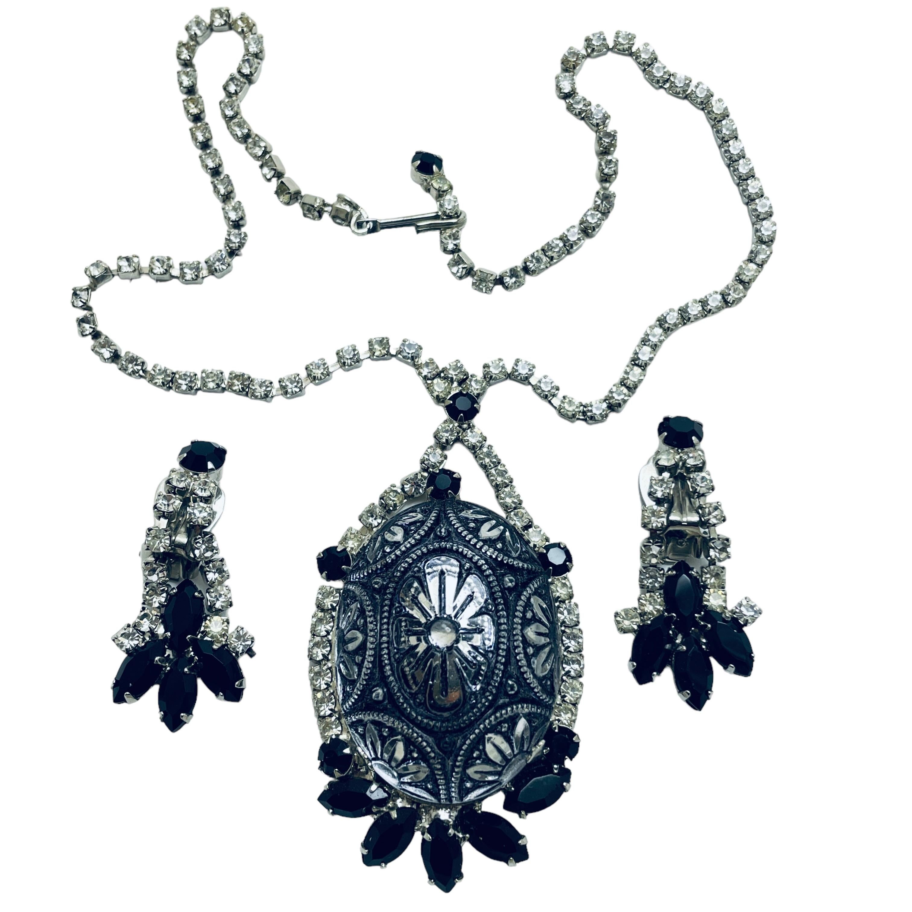 Juliana Delizza & Elster, collana e orecchini vintage con strass in tono argento In condizioni buone in vendita a Palos Hills, IL