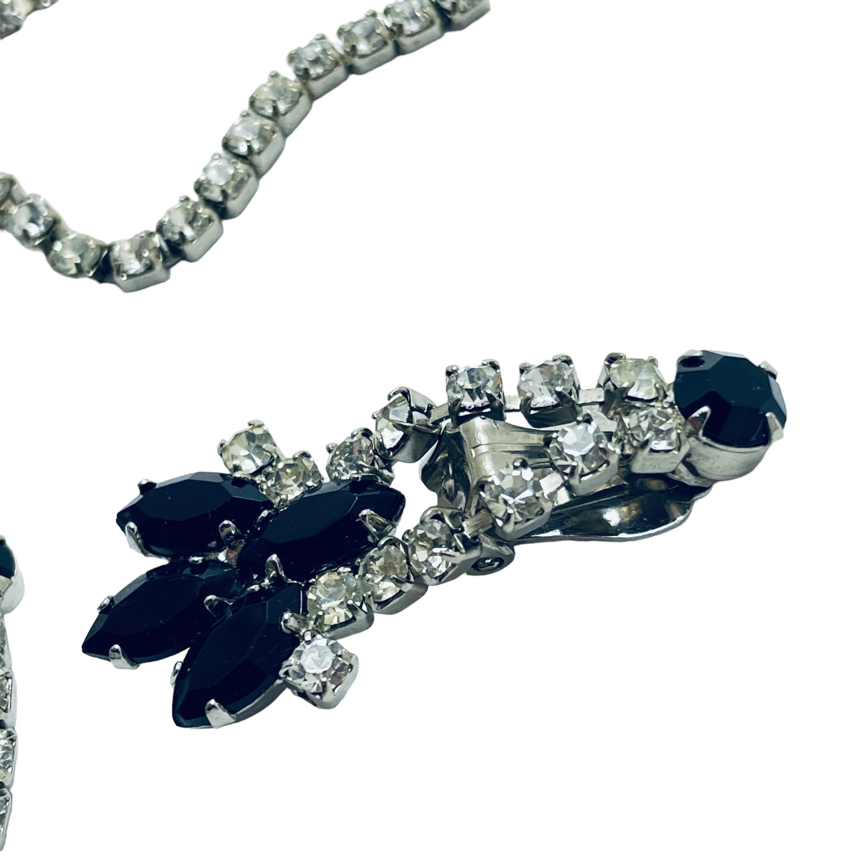 Juliana Delizza & Elster, collana e orecchini vintage con strass in tono argento in vendita 1