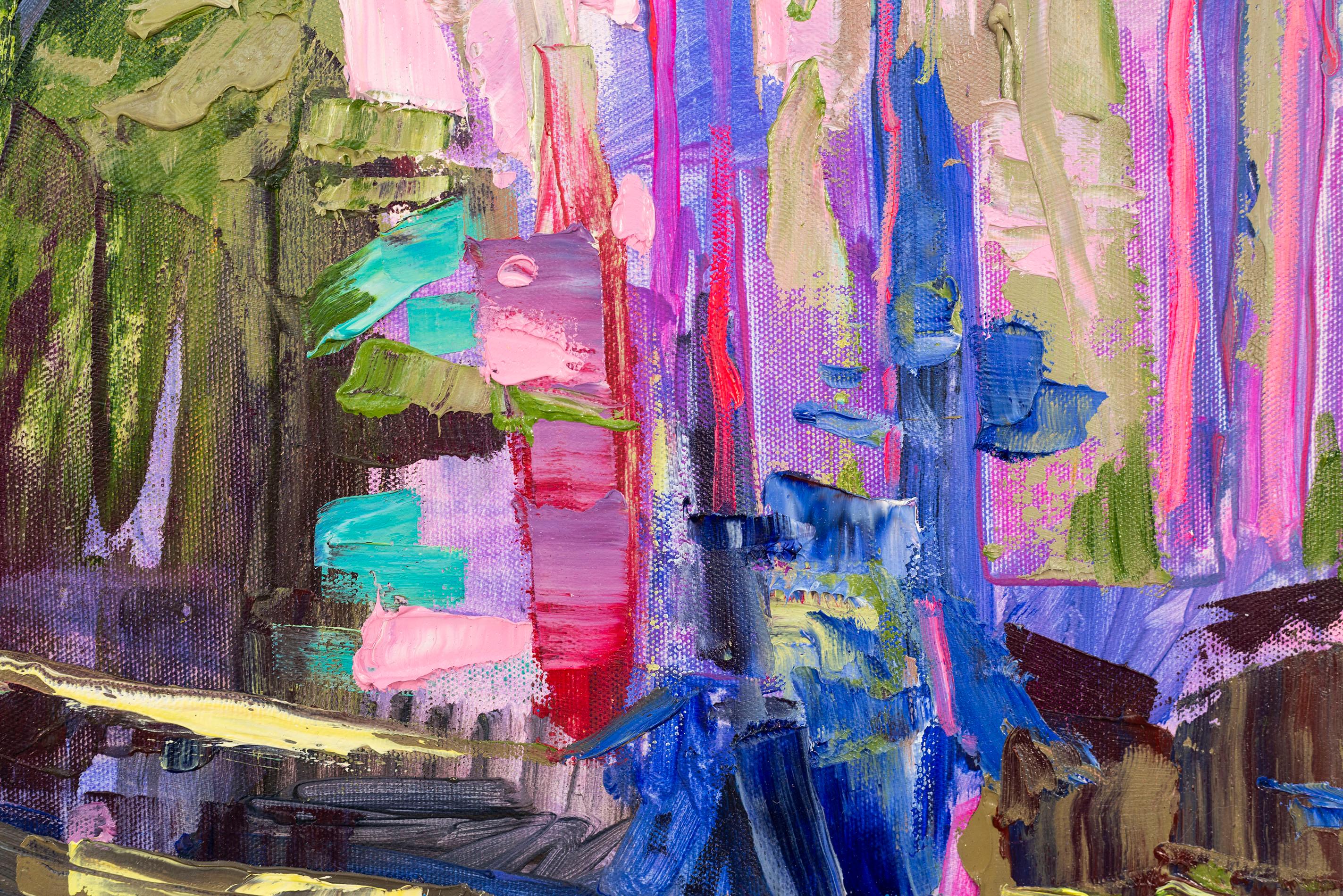 Julie Himel vede il mondo a colori. I suoi dipinti astratti si ispirano alla natura ma la tavolozza dei colori è ispirata dalla sua fervida immaginazione. Questo paesaggio di una radura della foresta è reso in una brillante tavolozza di rosa, blu,