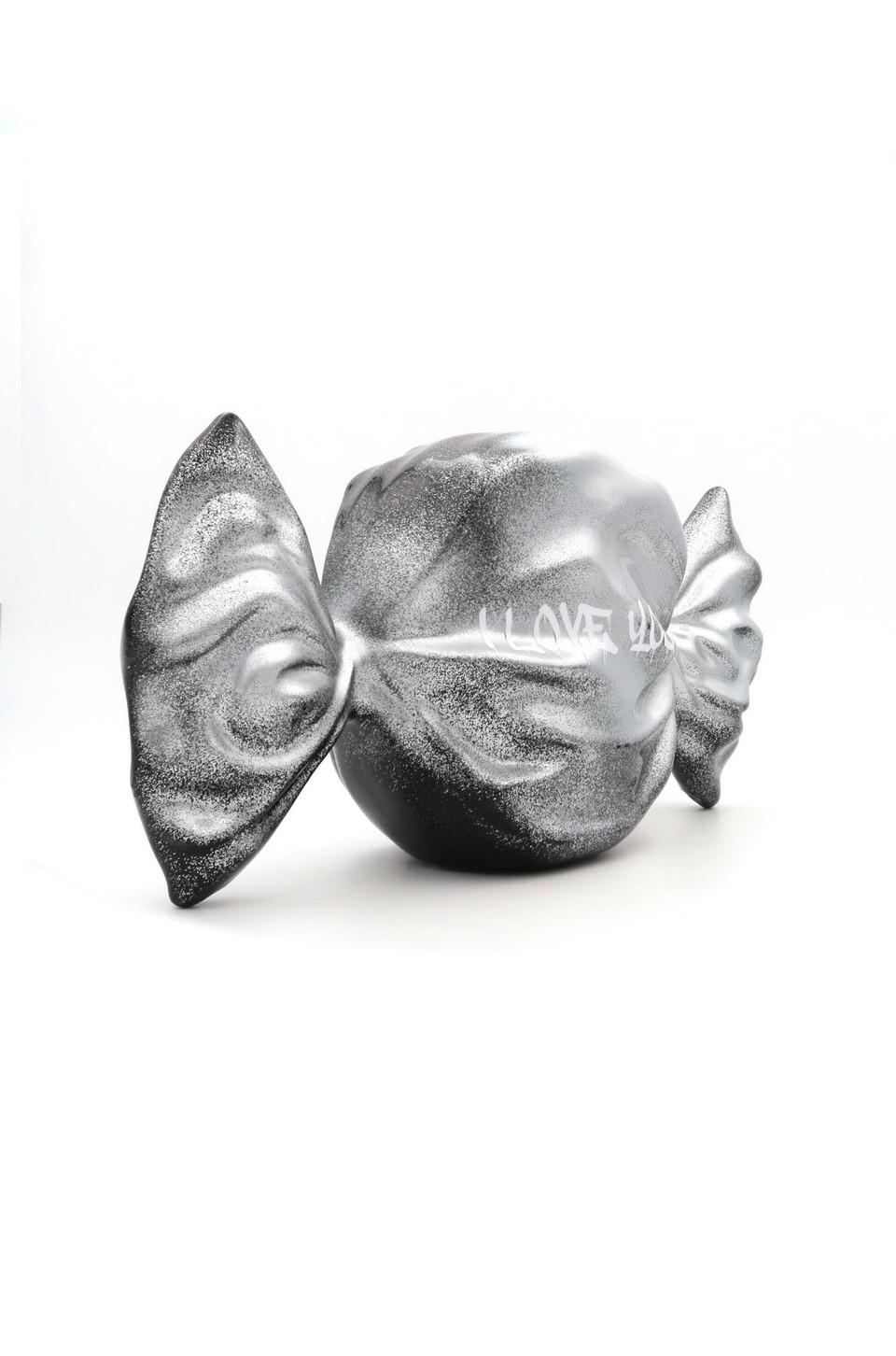 Ti amo Candy grigia - Sculpture di julie jaler