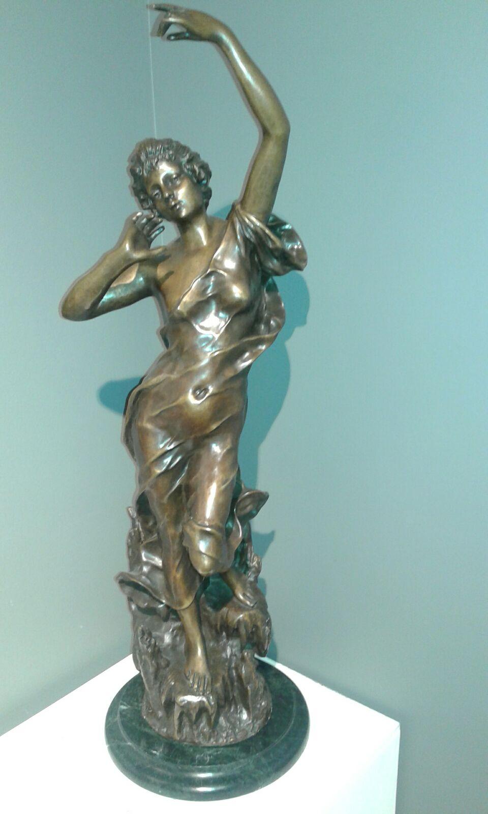 Figurative Sculpture Julien CAUSSÉ (1869-1909) - Diosa    multiple bronze d'origine. Esculpture Moderniste
