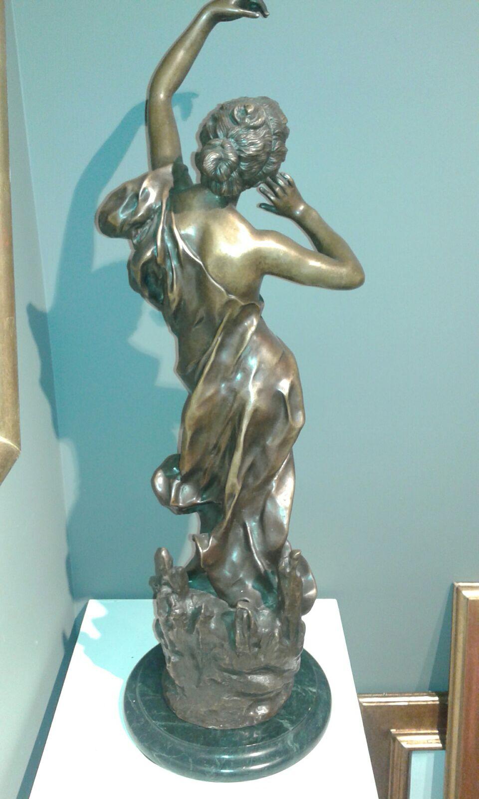 Diosa    Original bronze multiple. Esculpture Modernist For Sale 3