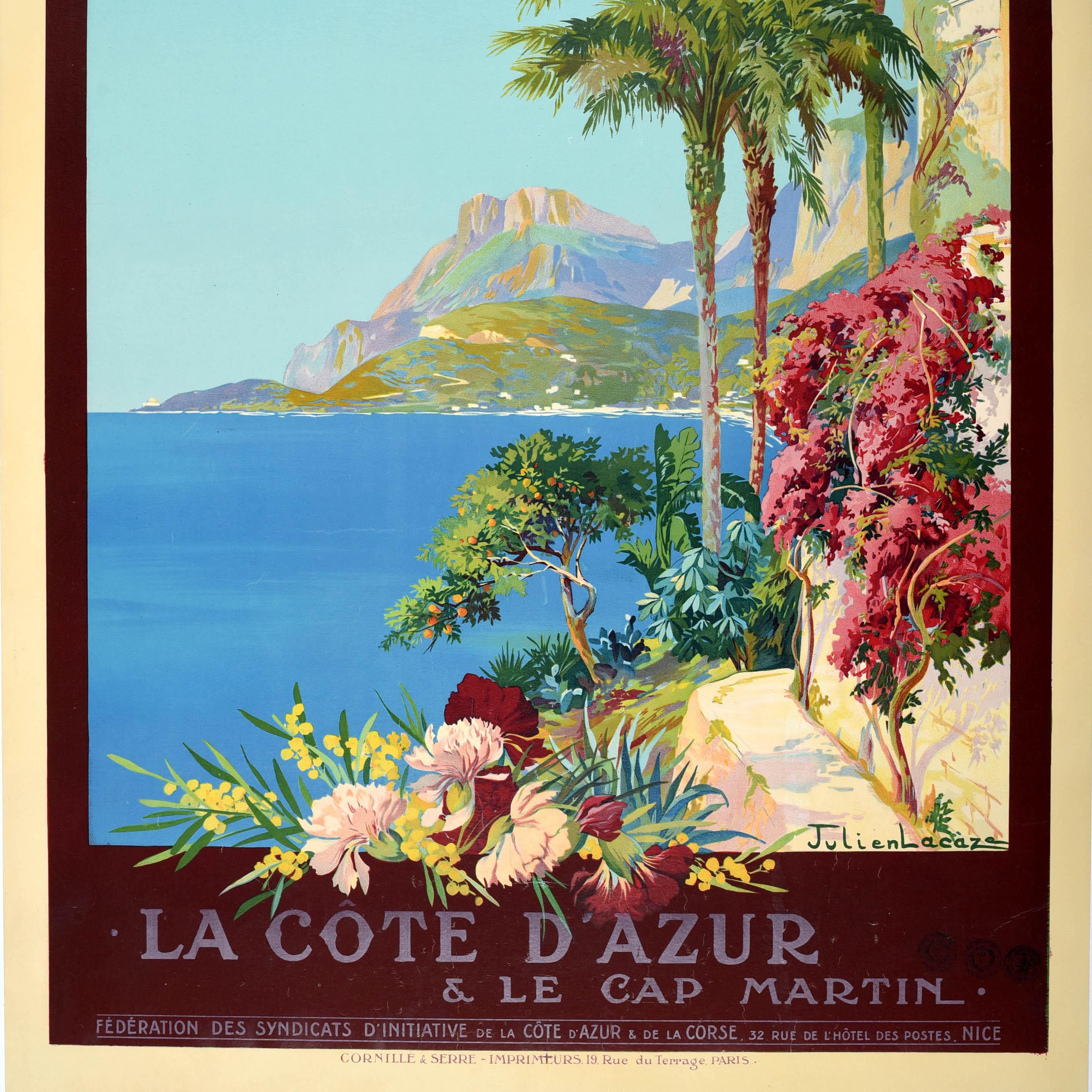Originales antikes Reiseplakat für La Cote D'Azur & Le Cap Martin, herausgegeben von der PLM Paris Lyon Mediterranee Railway, mit einer malerischen Küstenansicht des Landschaftsmalers Julien Lacaze (1886-1971), die die Côte d'Azur mit farbenfrohen